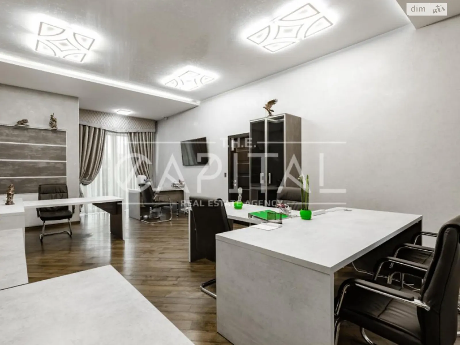 Продається офіс 362.8 кв. м в бізнес-центрі, цена: 500000 $ - фото 1