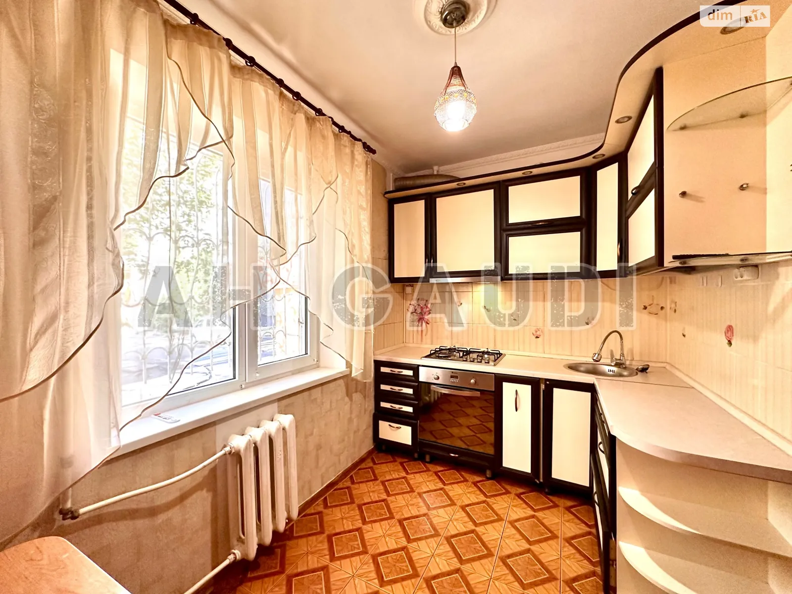 Продается 3-комнатная квартира 72.4 кв. м в Николаеве, ул. Новобугская, 99 - фото 1