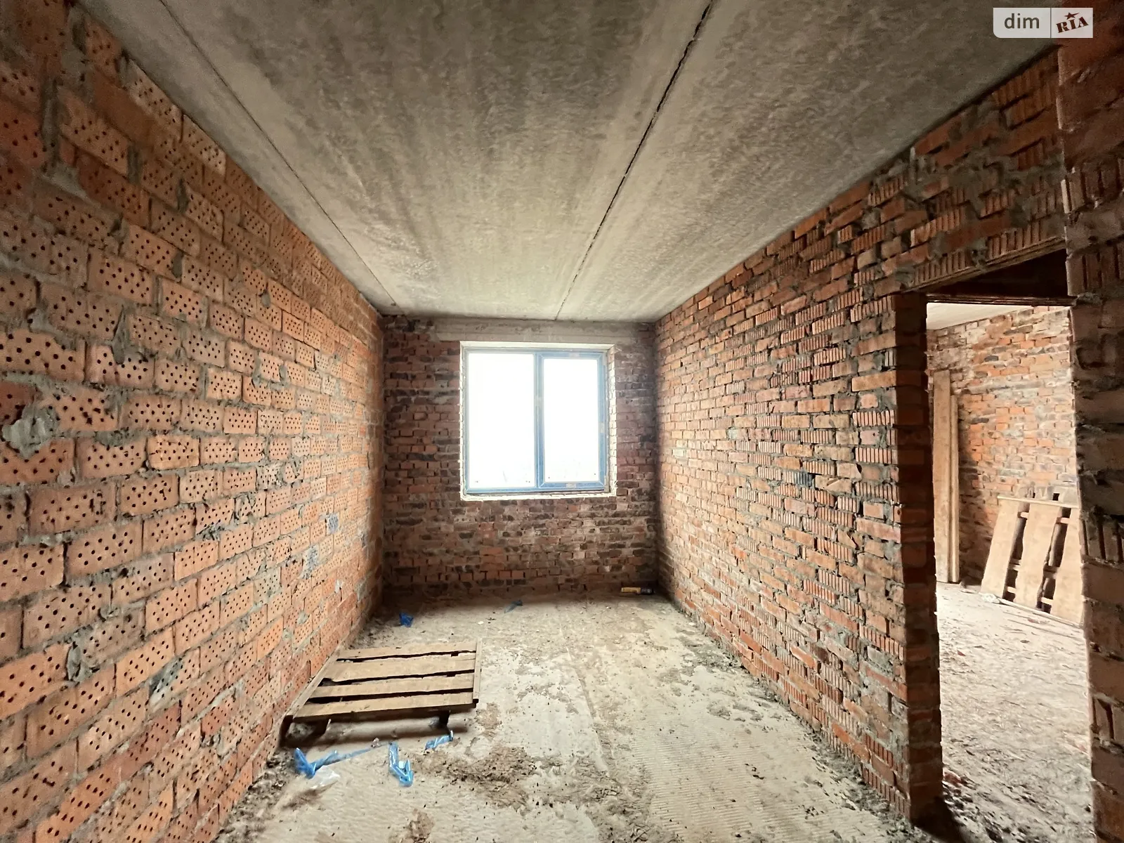 Продается 1-комнатная квартира 34.7 кв. м в Каменце-Подольском - фото 1