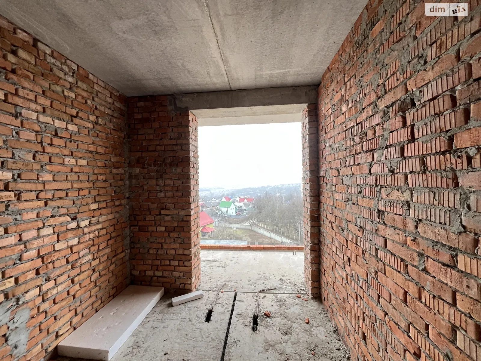 Продается 1-комнатная квартира 43.32 кв. м в Каменце-Подольском, ул. Патриарха Мстислава - фото 1