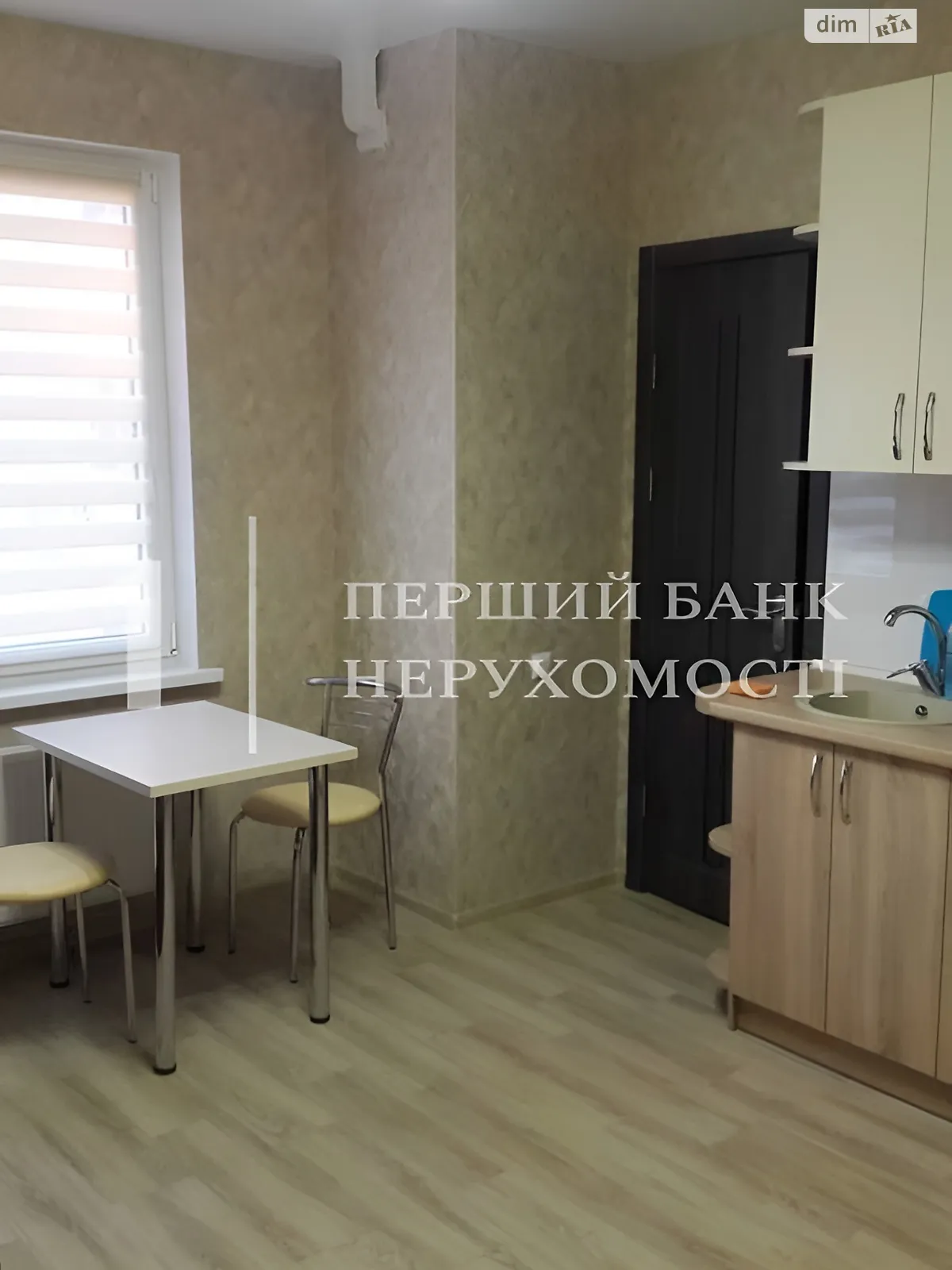 Продается 2-комнатная квартира 39 кв. м в Лиманке, мас. Радужный - фото 1