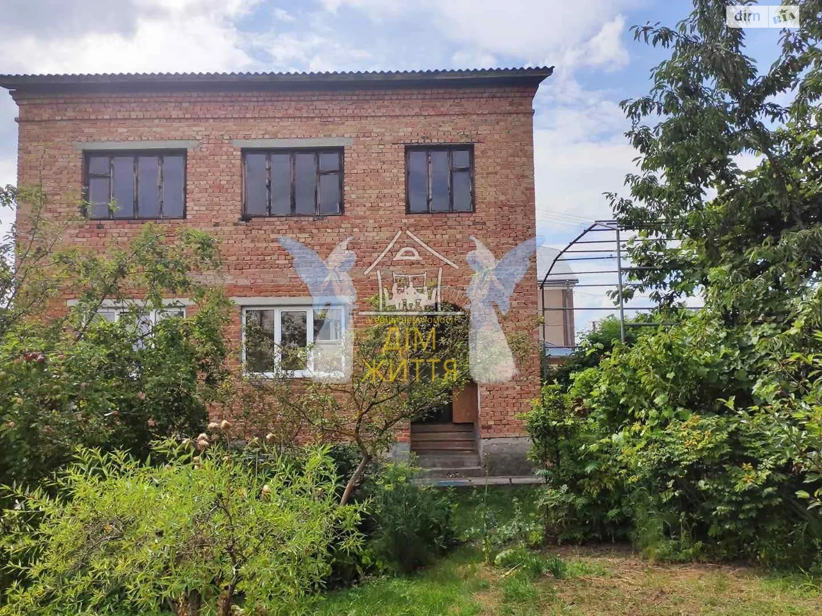 Продається будинок 2 поверховий 290 кв. м з каміном, цена: 95000 $ - фото 1