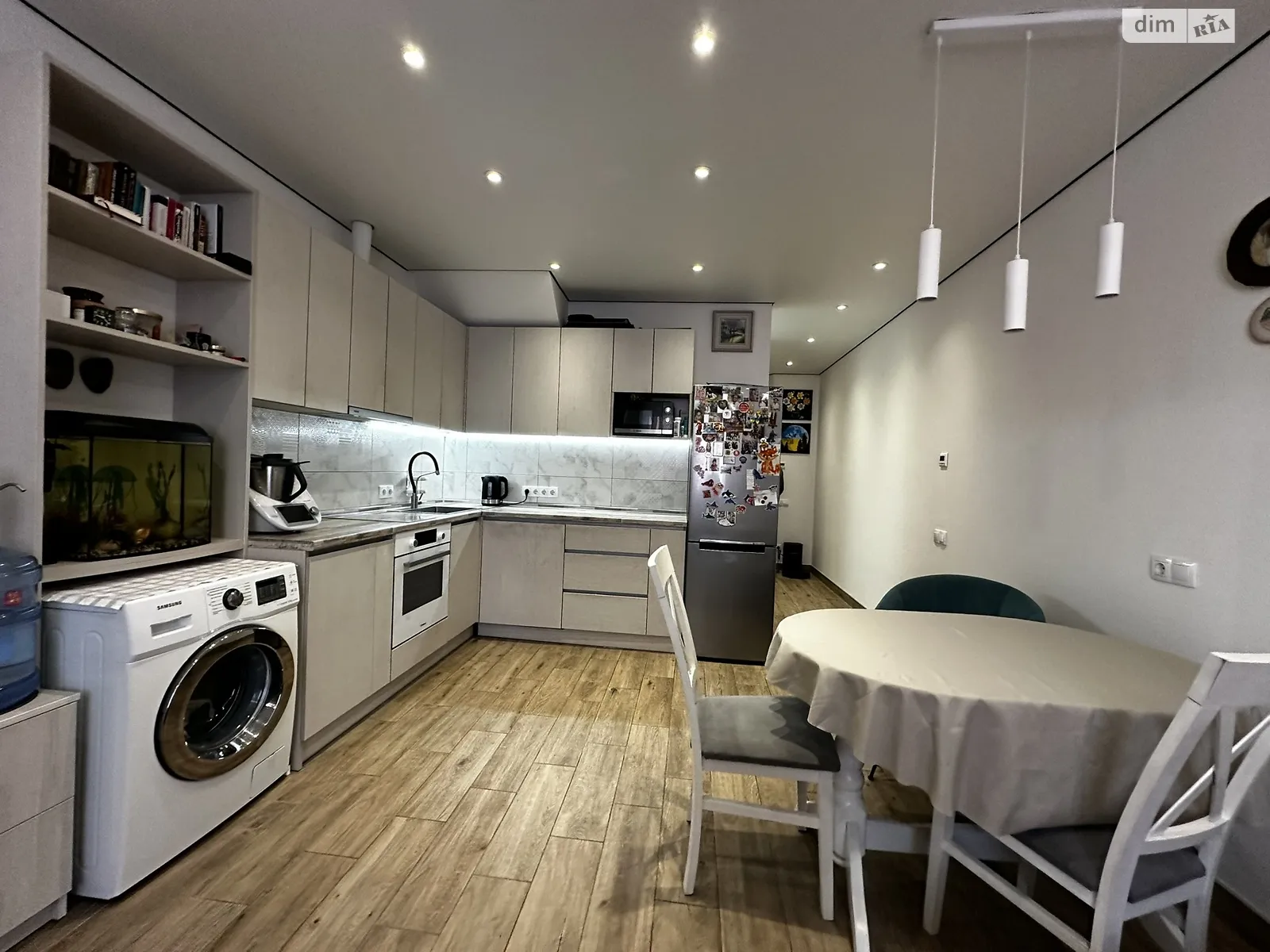Продается 2-комнатная квартира 76 кв. м в Ирпене, ул. Рыльского - фото 1