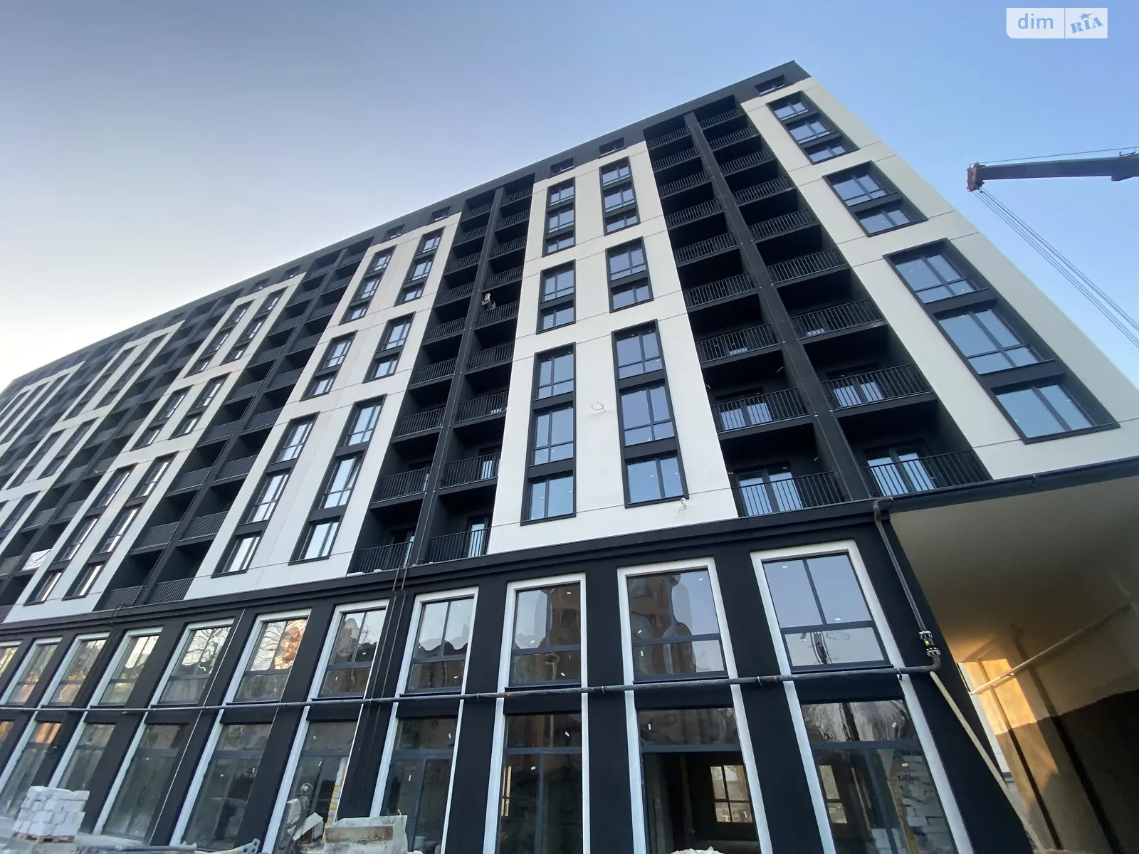 Продается 2-комнатная квартира 72.8 кв. м в Ивано-Франковске, ул. Бельведерська, 2А - фото 1