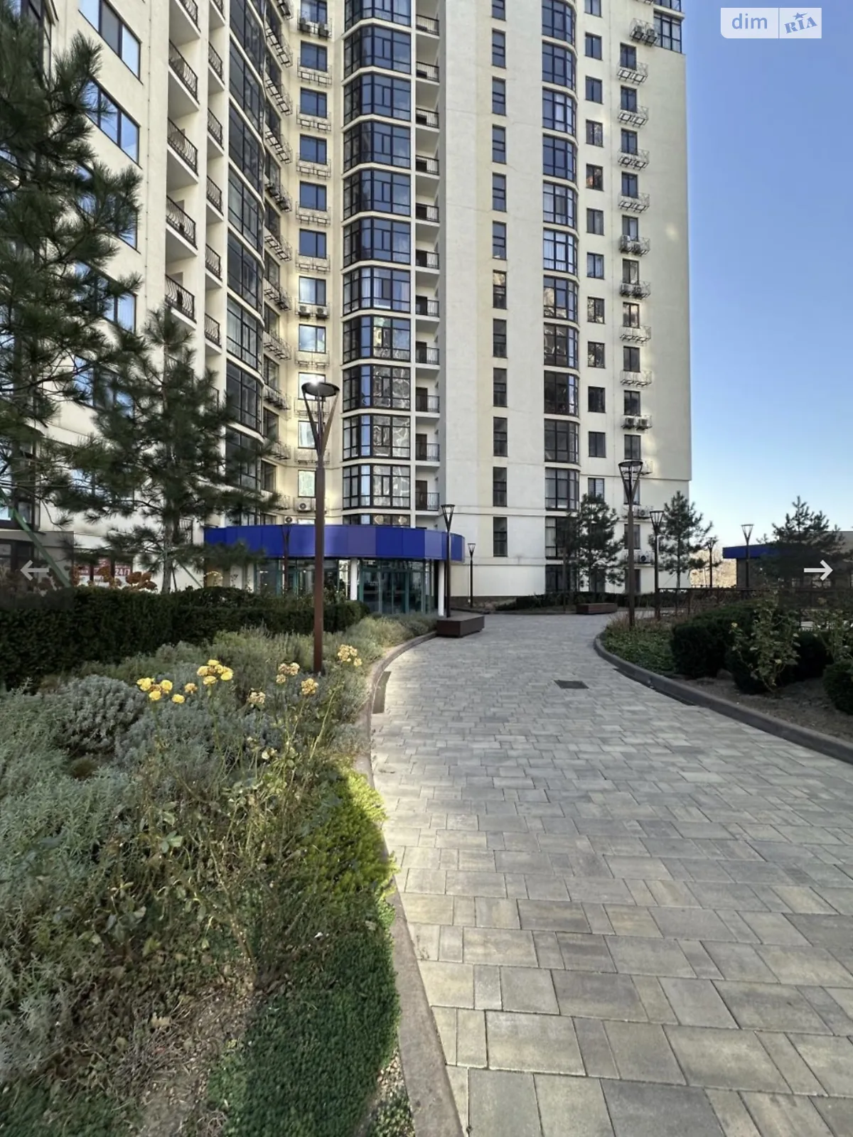 Продается 3-комнатная квартира 144 кв. м в Одессе, Фонтанская дор., 118А/1 - фото 1