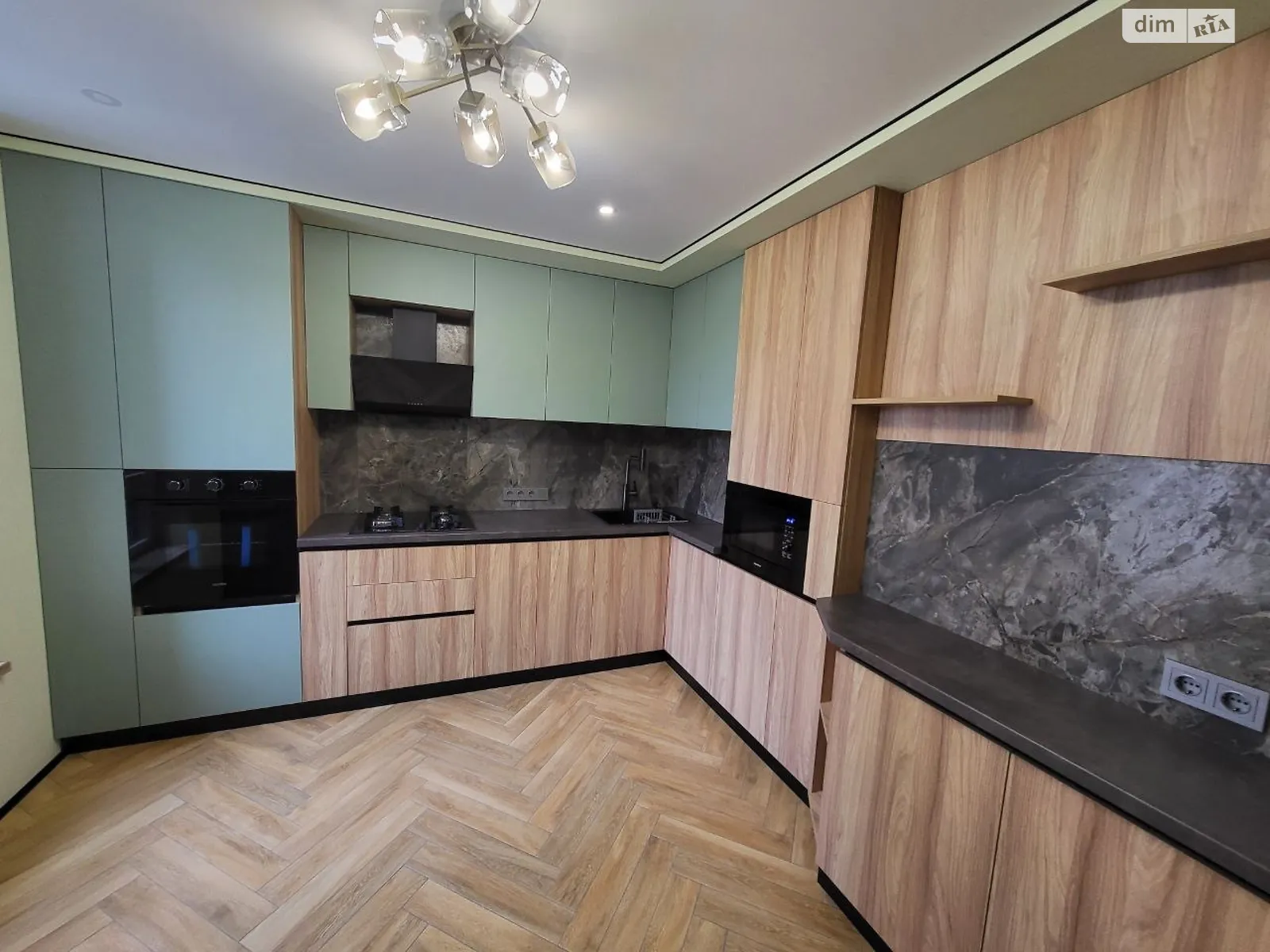 2-кімнатна квартира 75 кв. м у Тернополі, пров. Цегельний - фото 1