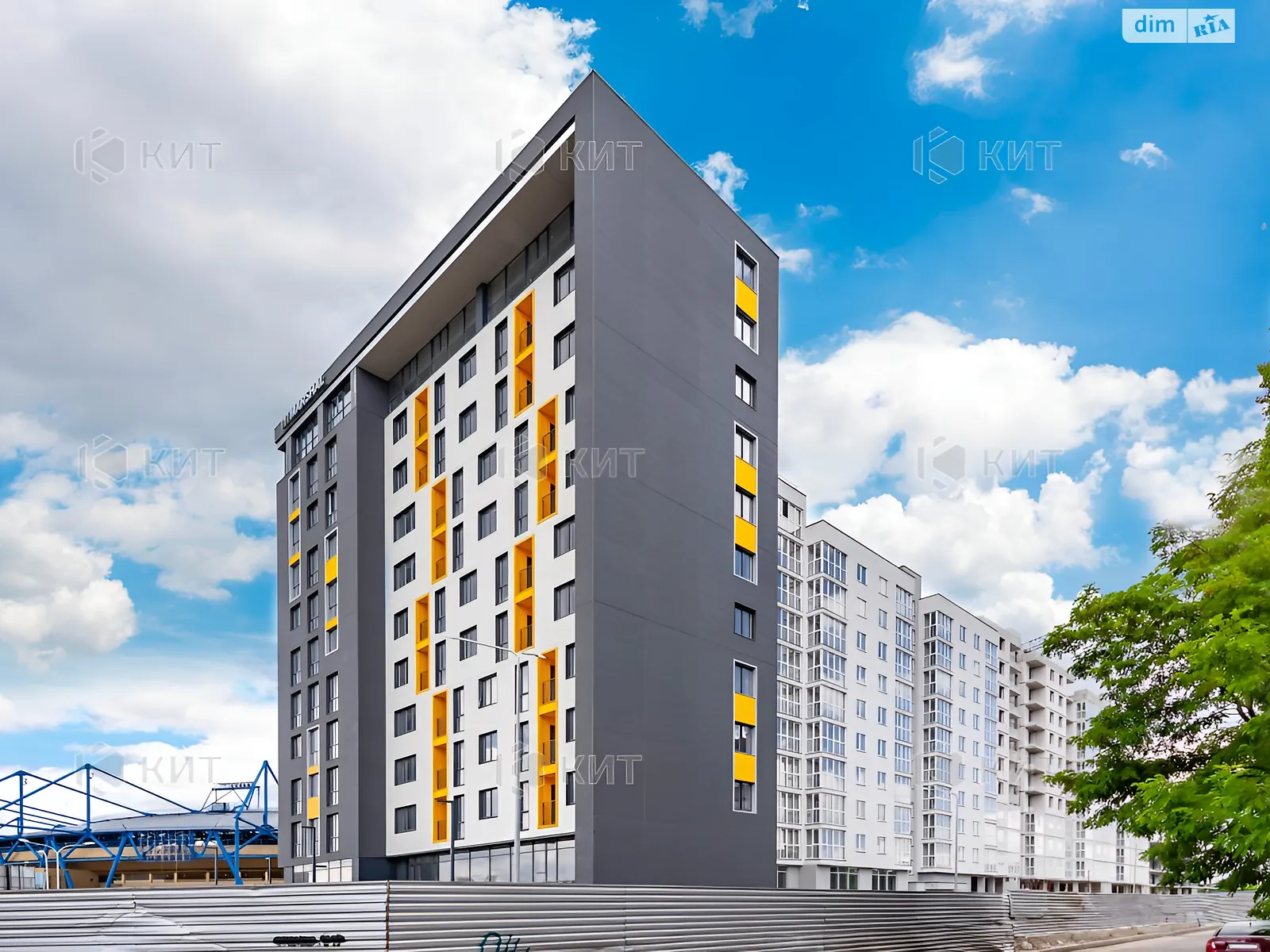 Продается 2-комнатная квартира 68.23 кв. м в Харькове, ул. Братьев Гипиков(Оренбургская), 9 - фото 1