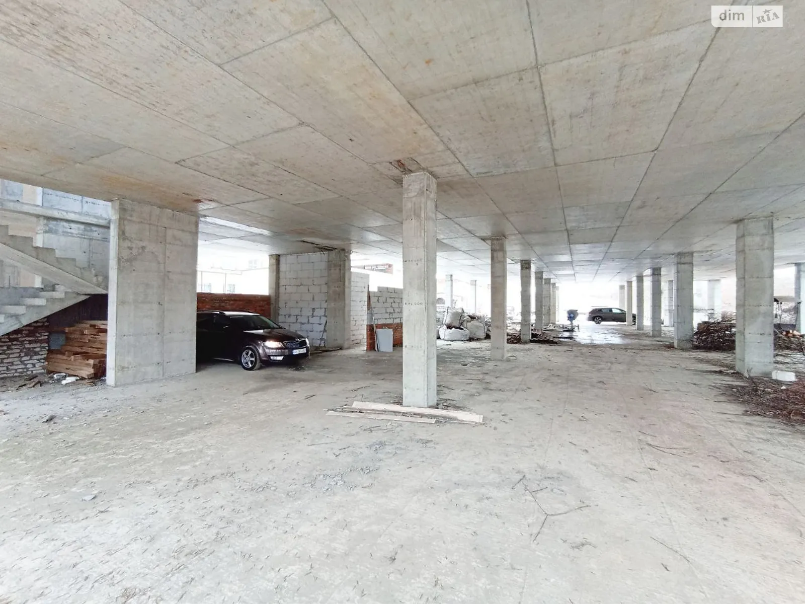 Продается объект сферы услуг 35 кв. м в 3-этажном здании, цена: 52500 $ - фото 1