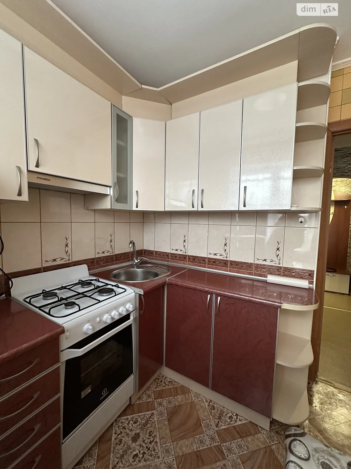 Продается 1-комнатная квартира 36 кв. м в Харькове, бул. Жасминовый, 11 - фото 1