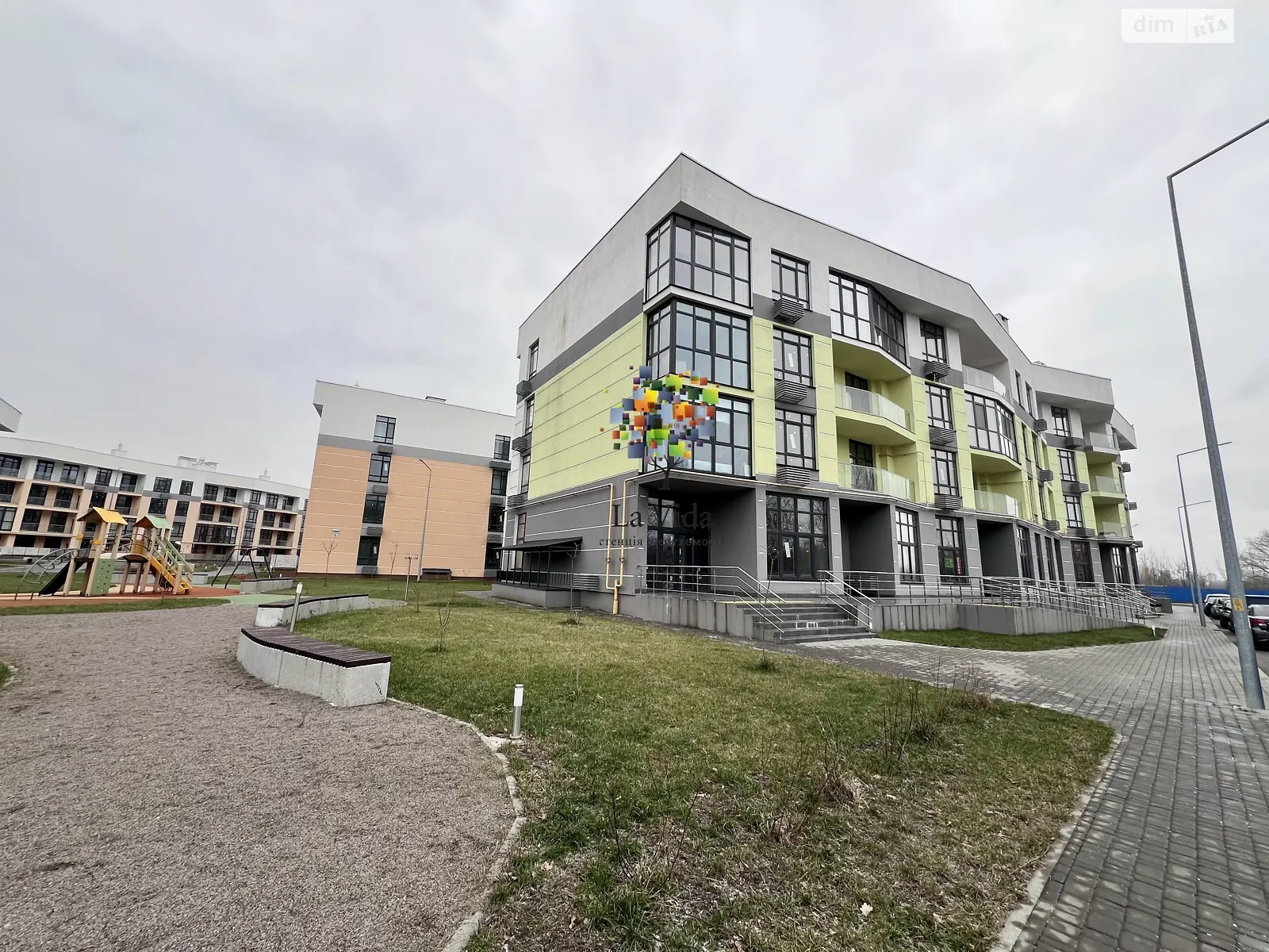 Продается 2-комнатная квартира 68.1 кв. м в Киеве, ул. Редчинская, 3 - фото 1
