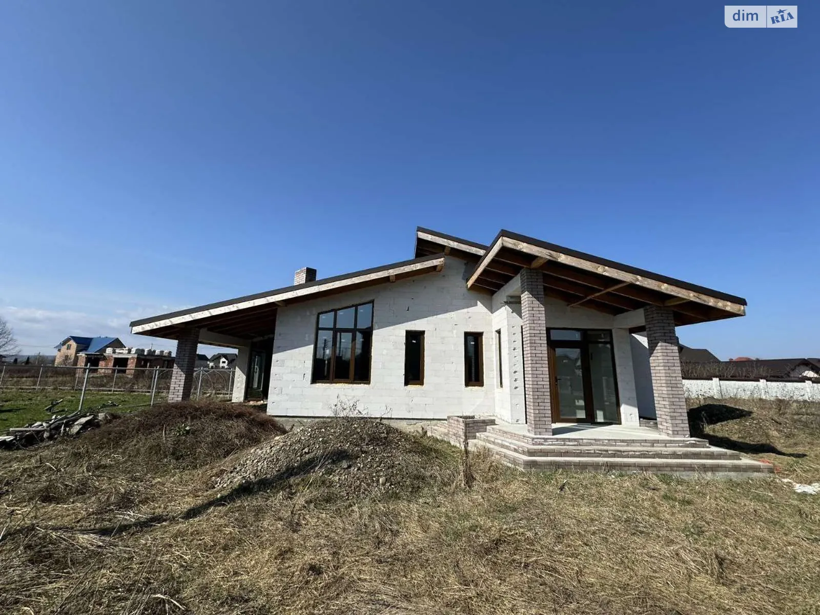 Продается одноэтажный дом 137 кв. м с баней/сауной, цена: 119500 $ - фото 1