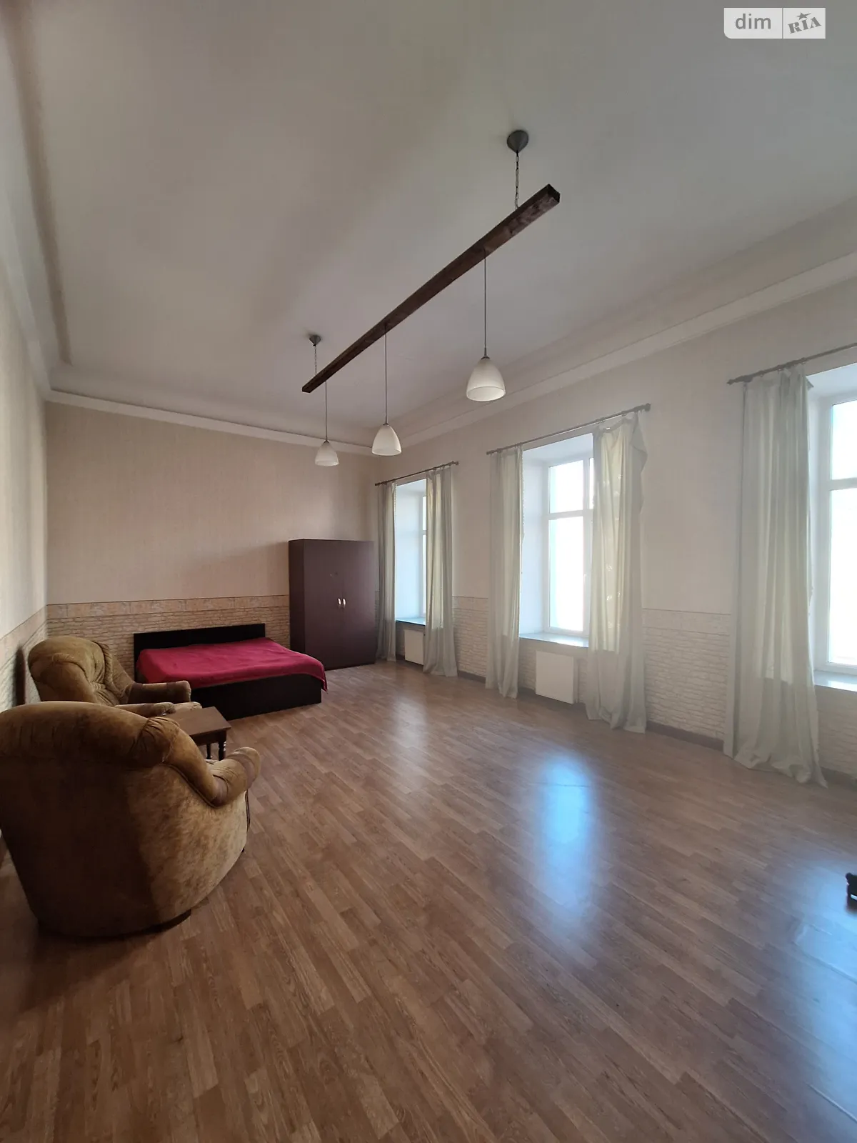 Продается 5-комнатная квартира 180 кв. м в Одессе, ул. Пастера - фото 1