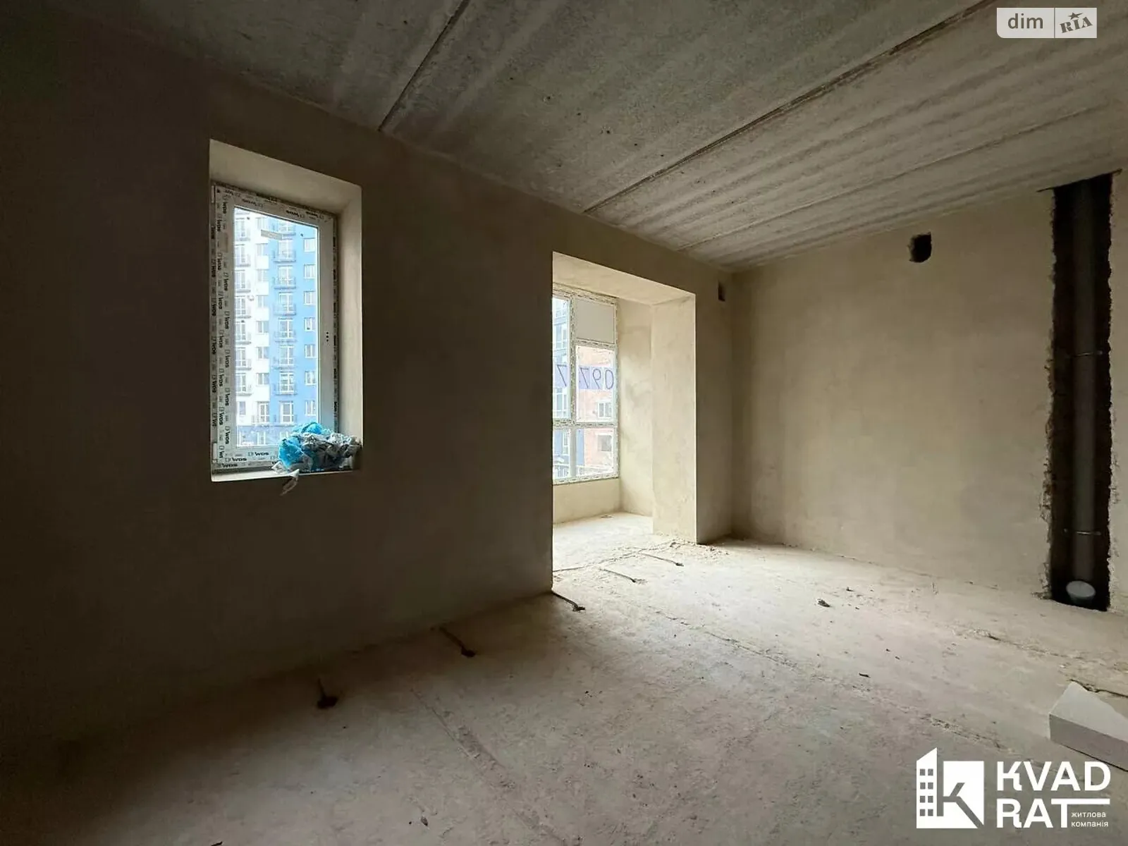 Продается 2-комнатная квартира 65 кв. м в Ивано-Франковске, ул. Княгинин, 19 - фото 1