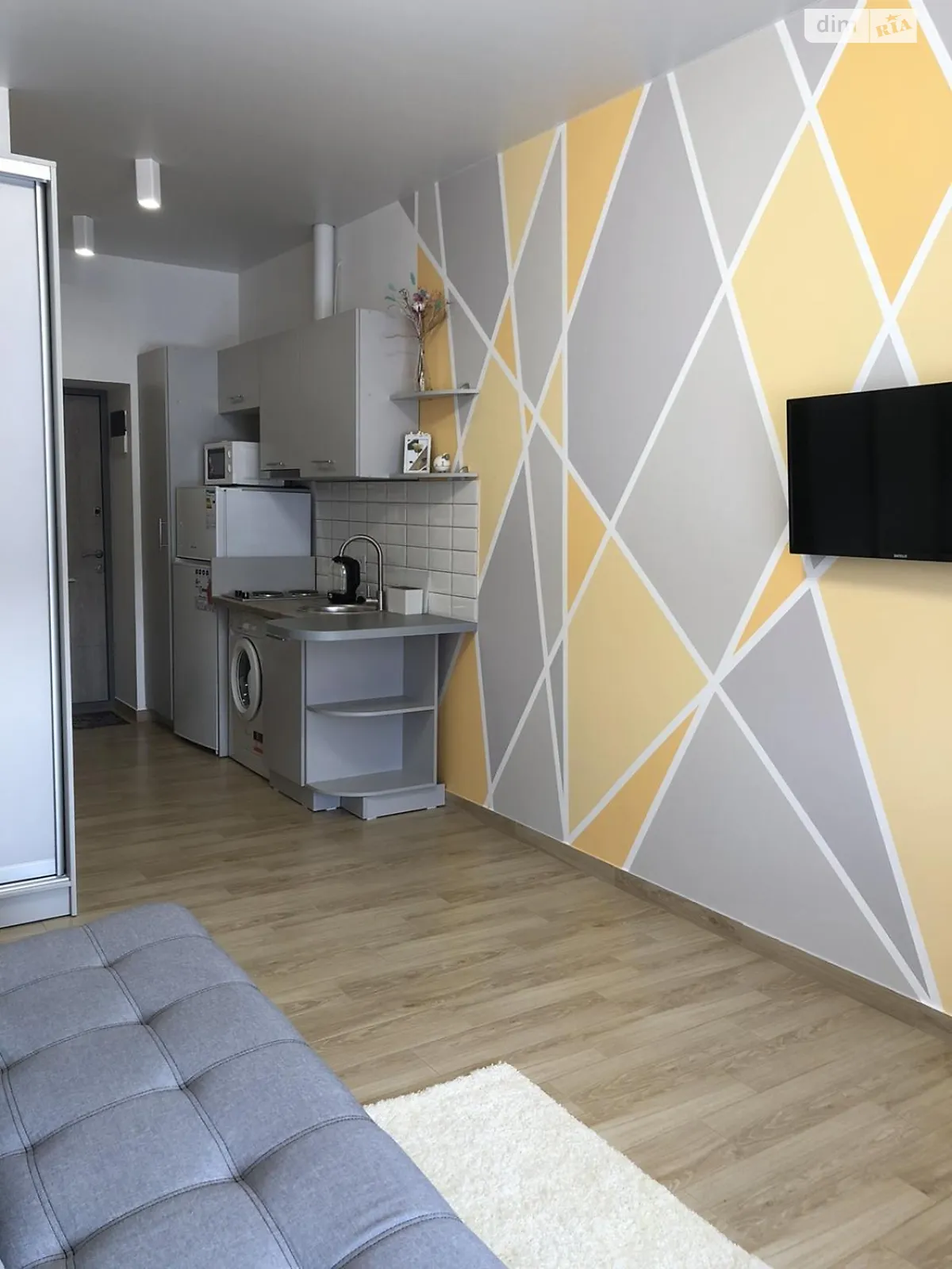 Продается 1-комнатная квартира 18 кв. м в Харькове, пр. Шевченковский, 38 - фото 1