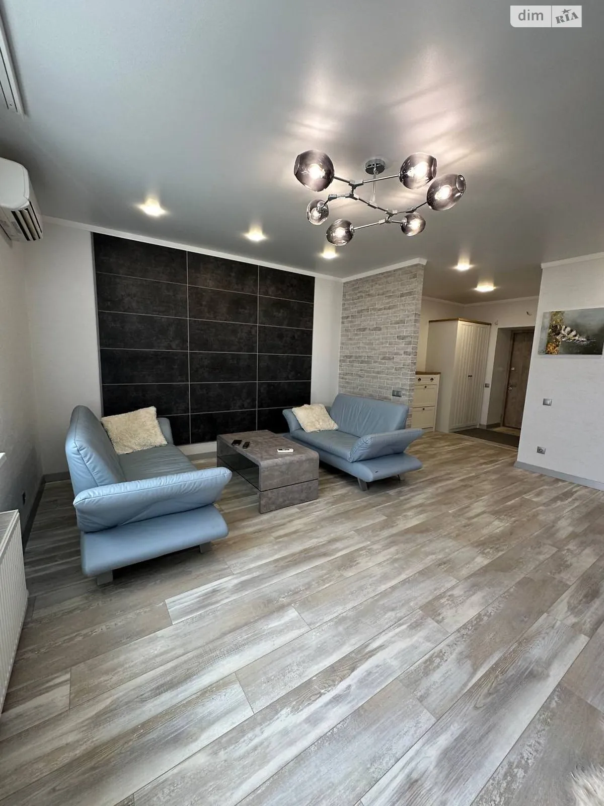 Продается 3-комнатная квартира 86.4 кв. м в Хмельницком, ул. Вокзальная, 56 - фото 1