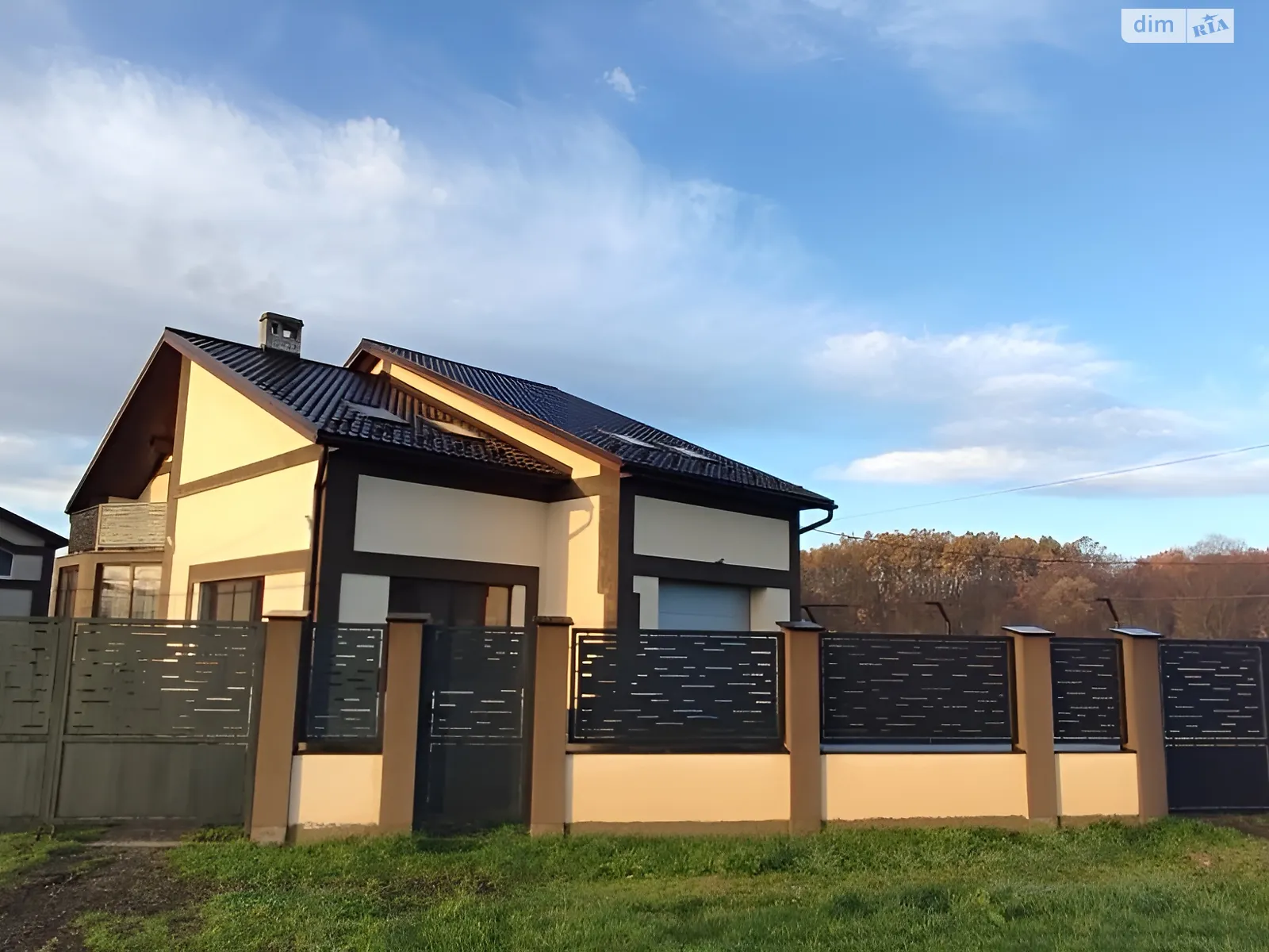 Продається будинок 2 поверховий 196.3 кв. м з мансардою, цена: 155000 € - фото 1