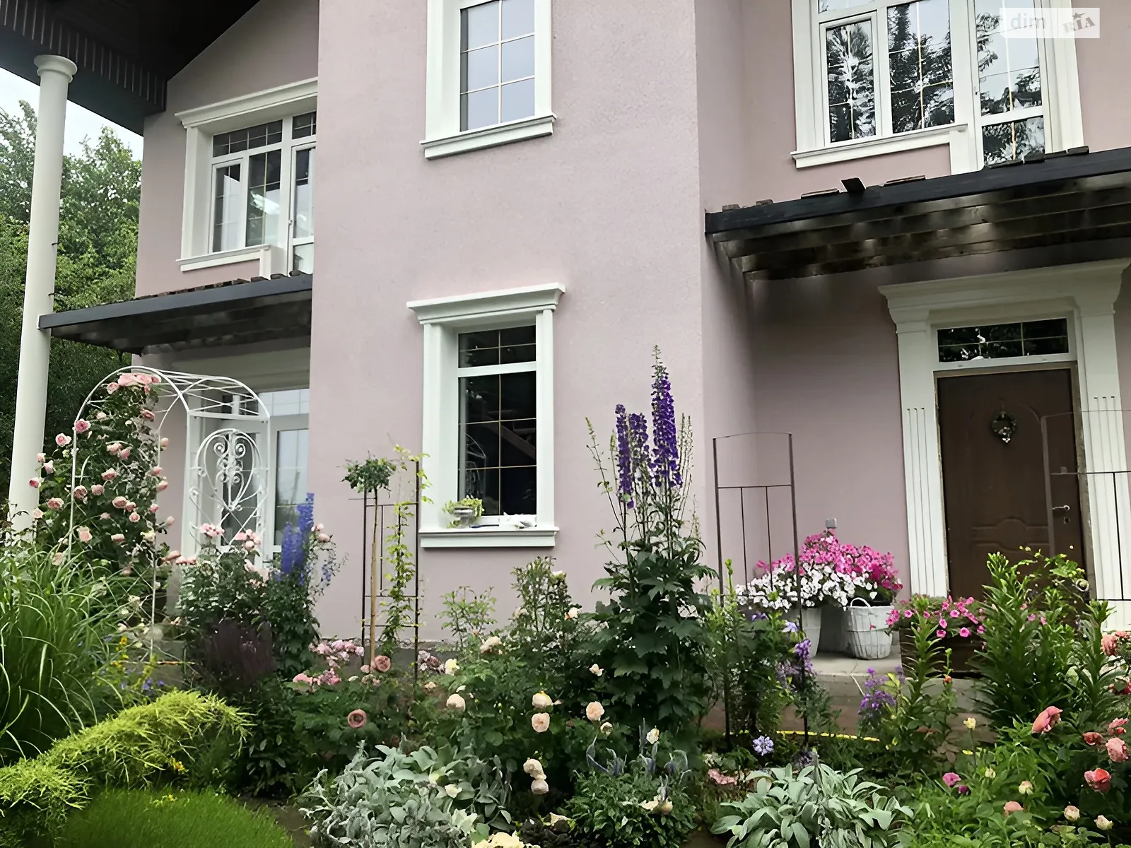 Продается дом на 2 этажа 177.9 кв. м с участком, цена: 85000 $ - фото 1