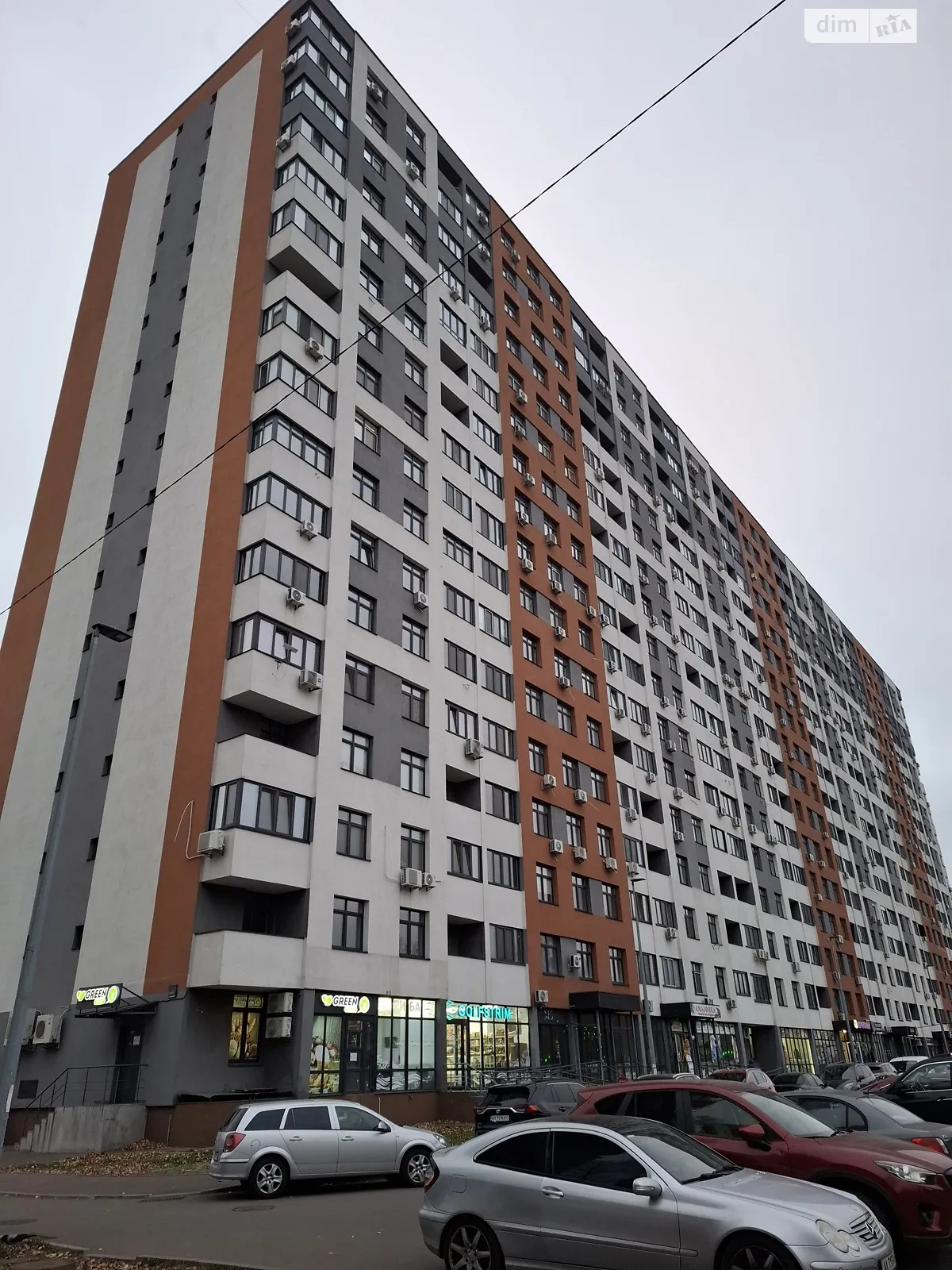 Продается 1-комнатная квартира 46 кв. м в Киеве, бул. Вацлава Гавела, 28 - фото 1