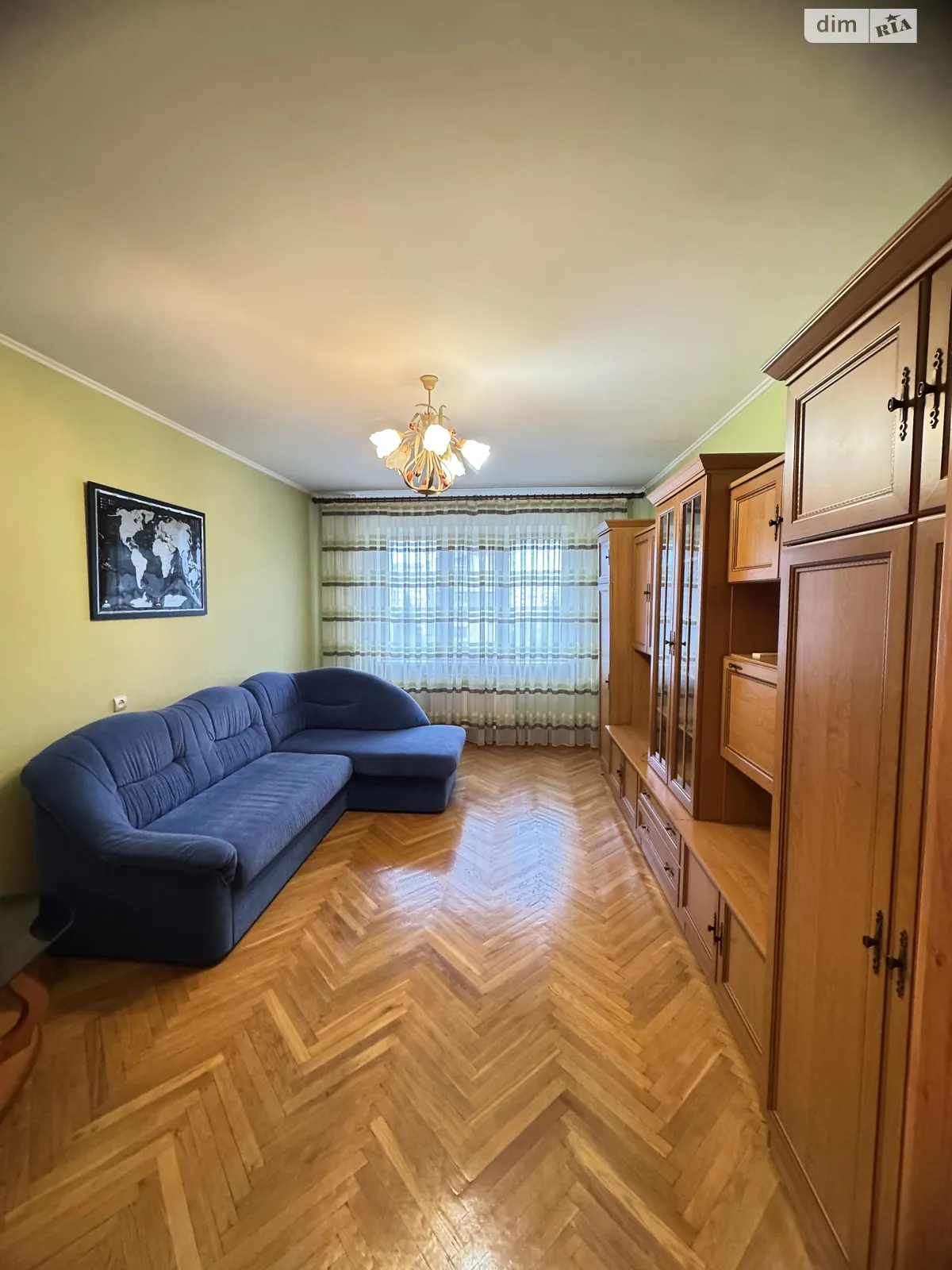 Продается 3-комнатная квартира 61.9 кв. м в Ивано-Франковске, ул. Мира - фото 1