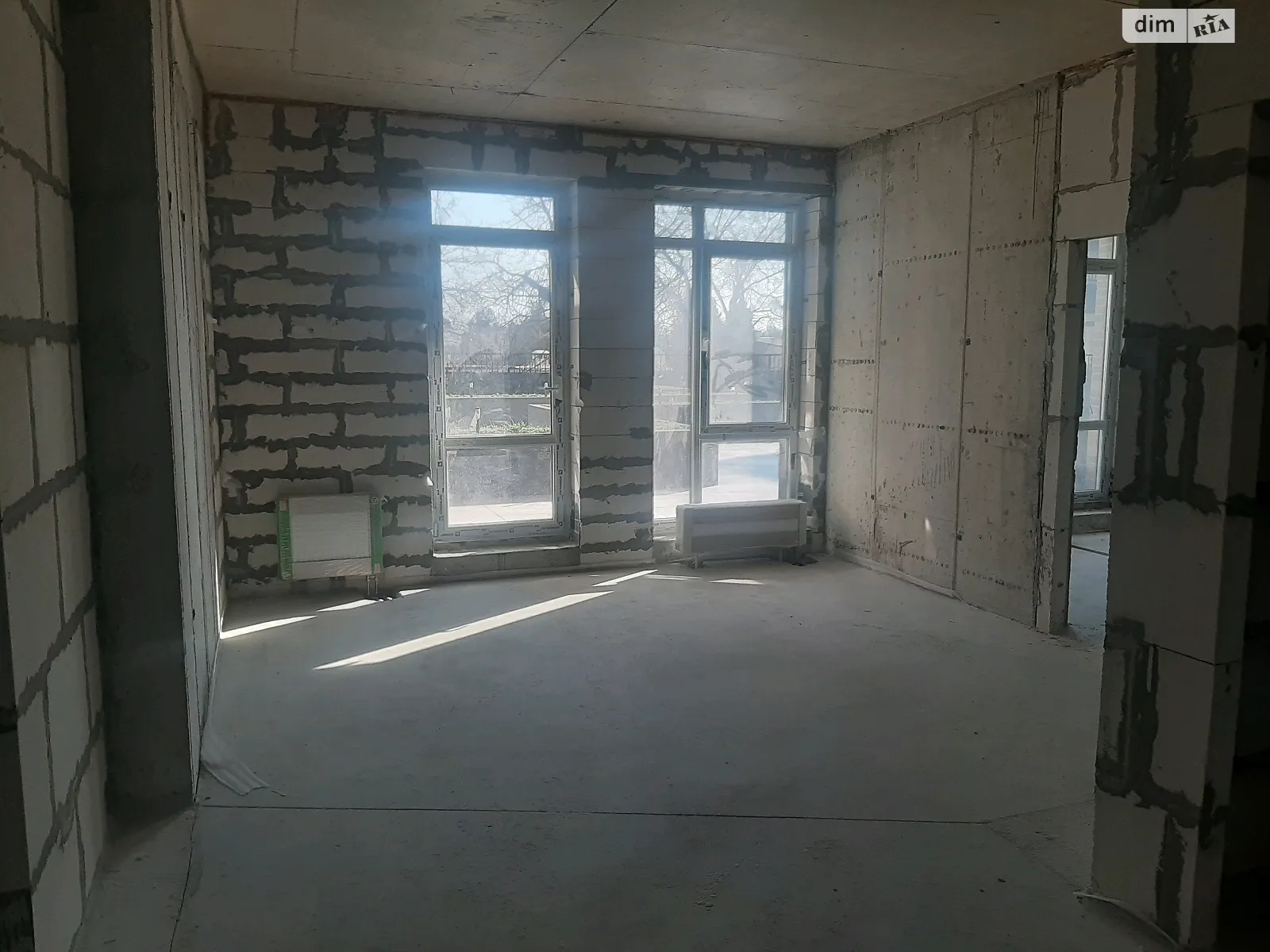 Продается 2-комнатная квартира 65 кв. м в Одессе, ул. Дачная, 28 - фото 1