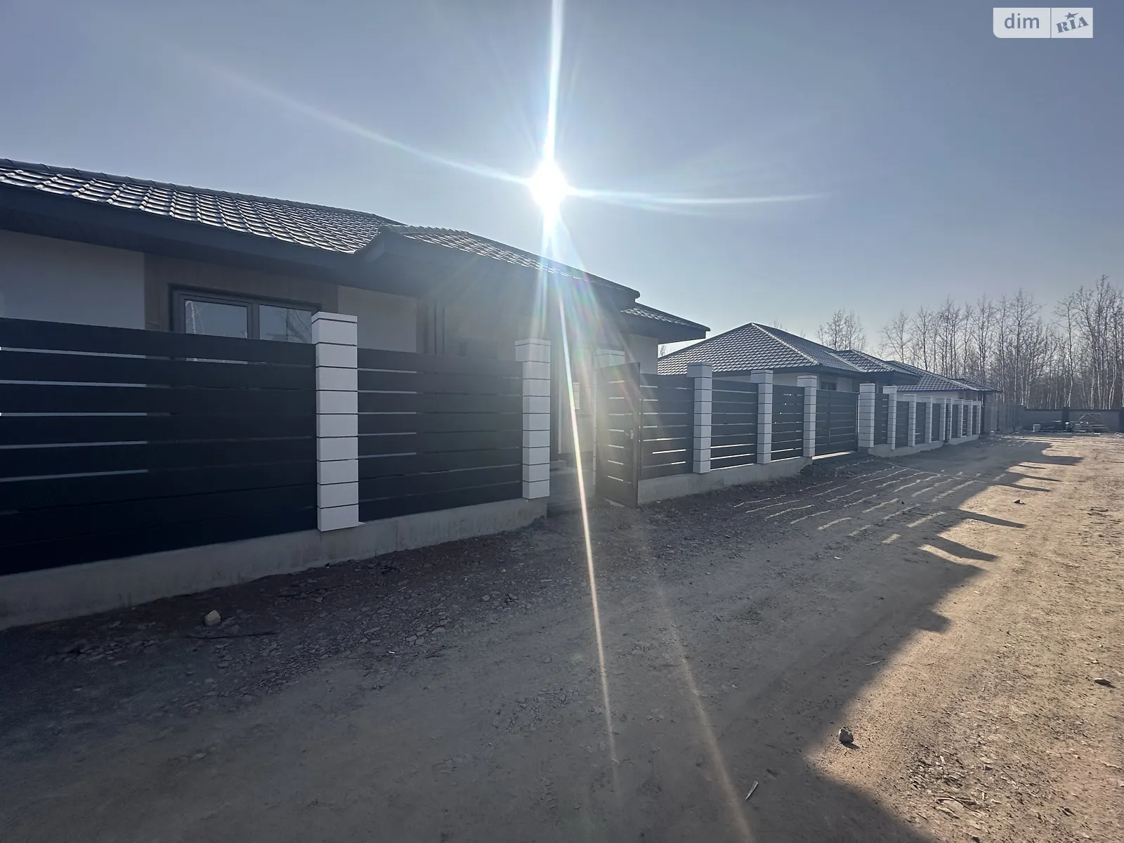 Продається одноповерховий будинок 99 кв. м з бесідкою, цена: 84000 $ - фото 1