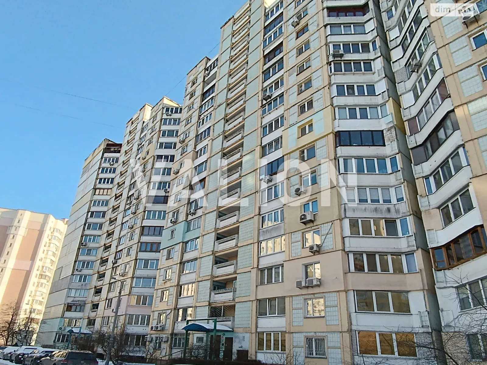 Продается 3-комнатная квартира 93.6 кв. м в Киеве, ул. Вишняковская, 13Б - фото 1