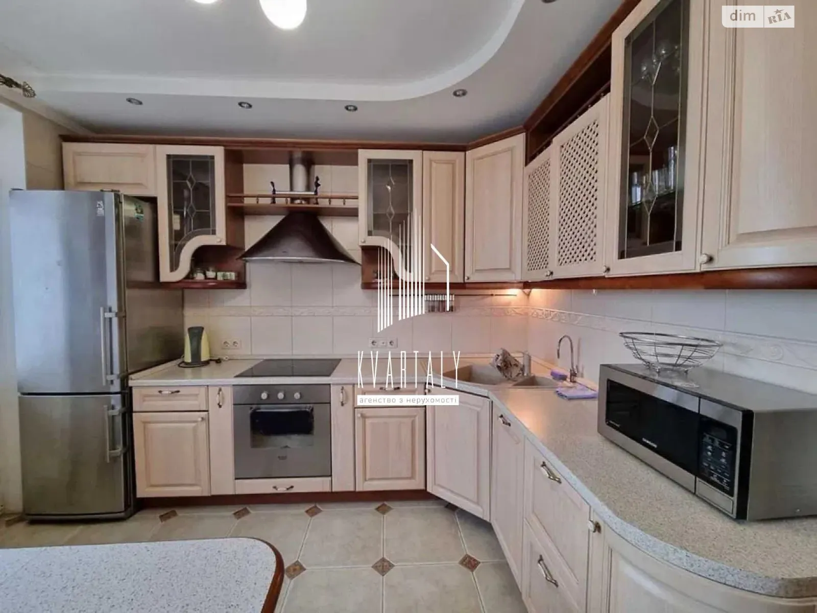Продается 2-комнатная квартира 60 кв. м в Киеве, пер. Феодосийский, 14 - фото 1