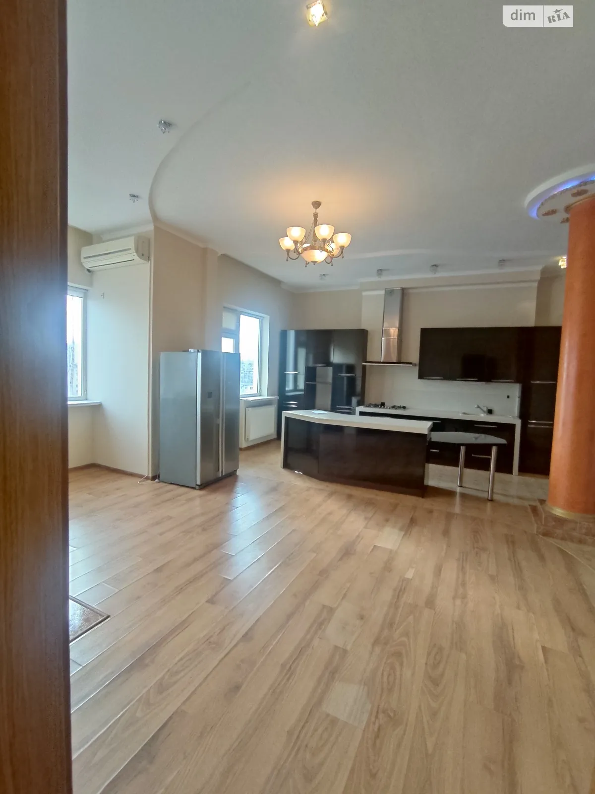 2-кімнатна квартира 74.8 кв. м у Тернополі, цена: 61000 $ - фото 1