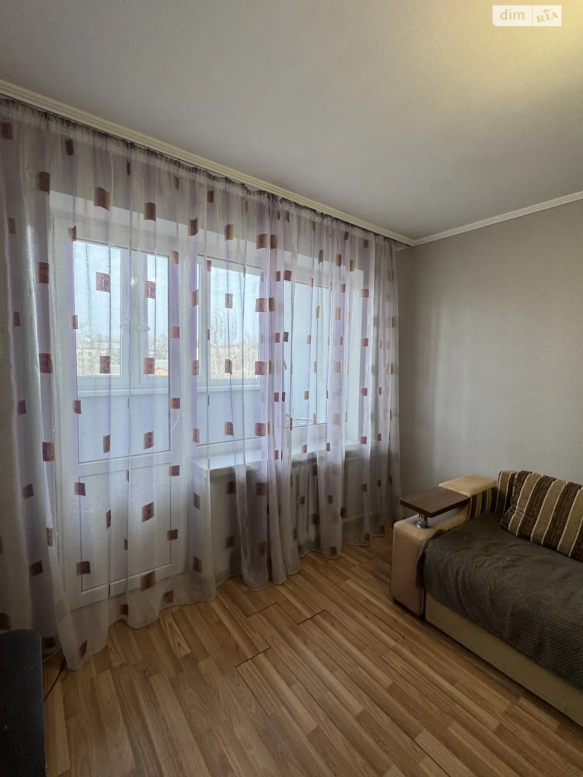 Продается 2-комнатная квартира 50 кв. м в Черновцах, ул. Сергея Скальда(Комарова Владимира) - фото 1