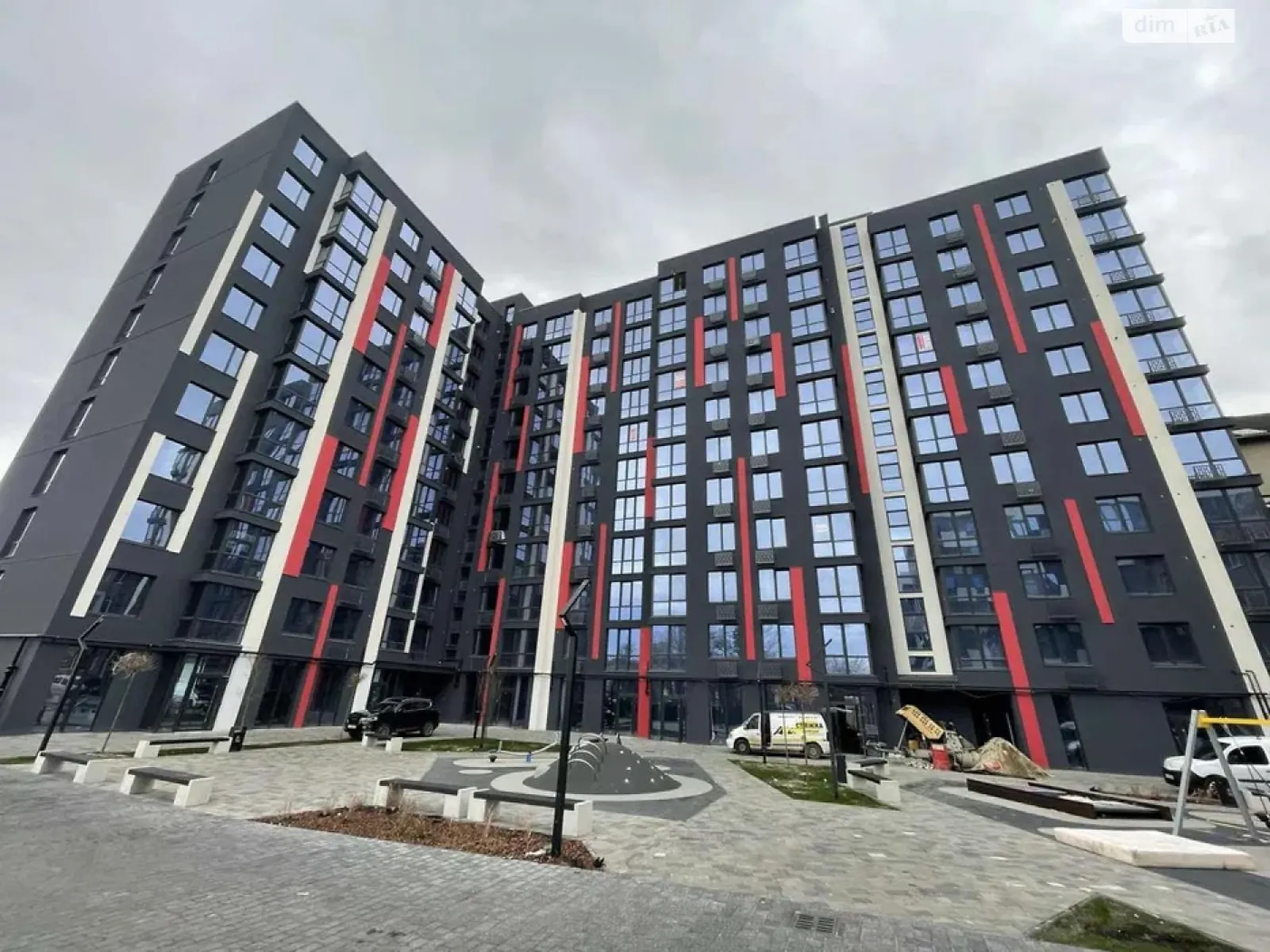 Продается 1-комнатная квартира 44 кв. м в Ивано-Франковске, ул. Бандеры Степана, 79А - фото 1