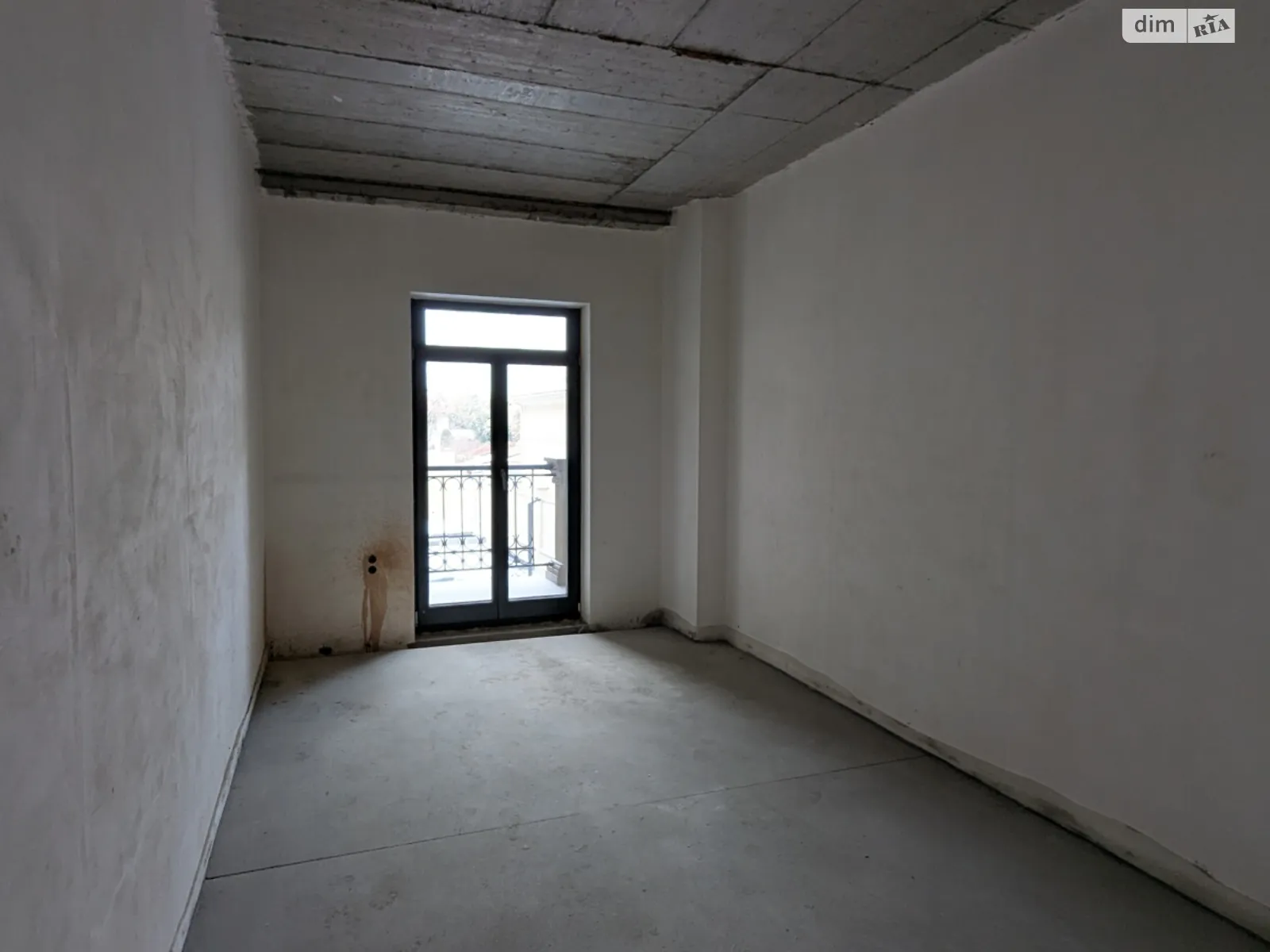 Продается 3-комнатная квартира 96.6 кв. м в Одессе, Фонтанская дор., 64/1 - фото 1