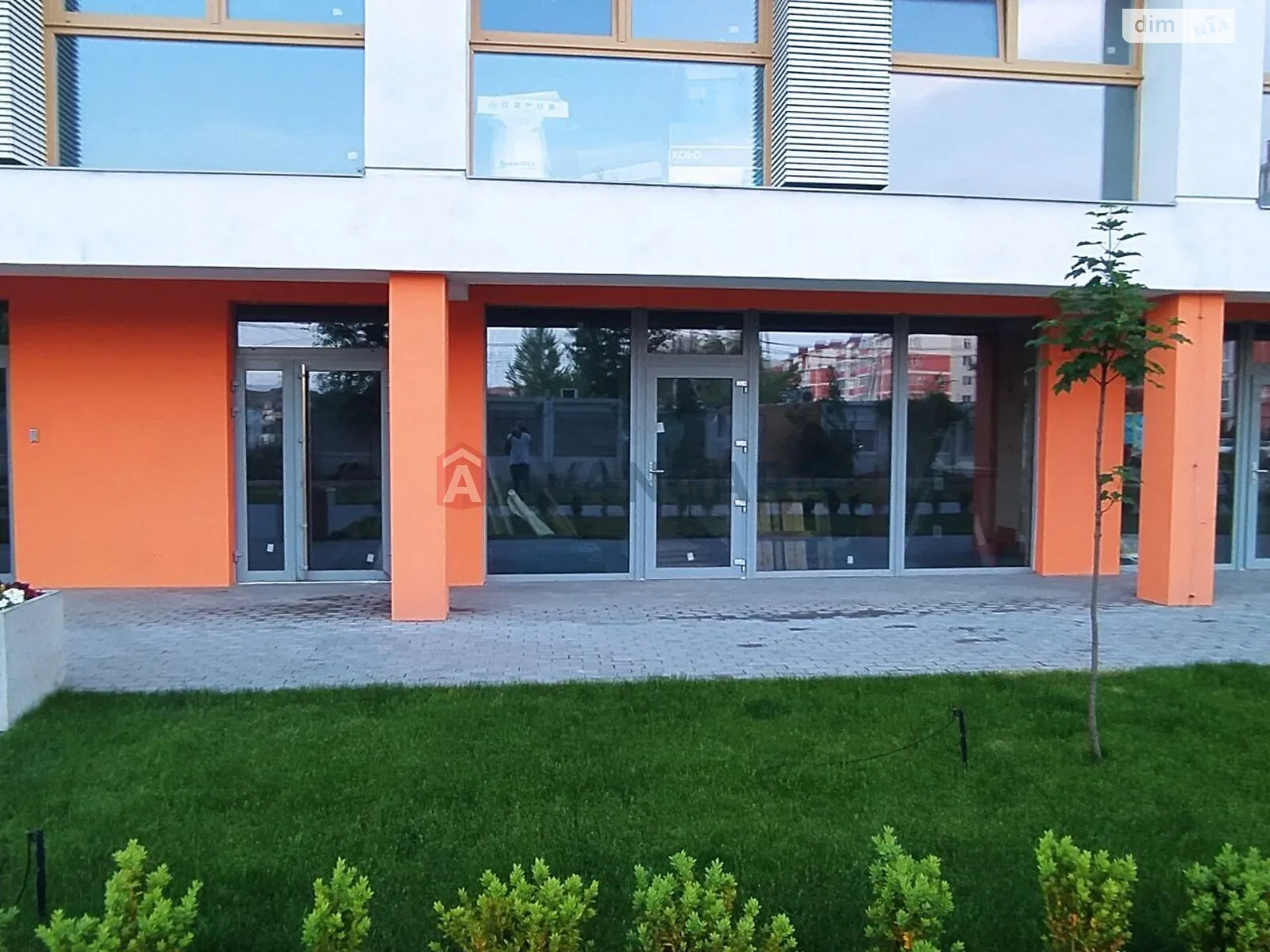 Сдается в аренду объект сферы услуг 80 кв. м в 10-этажном здании, цена: 24000 грн - фото 1