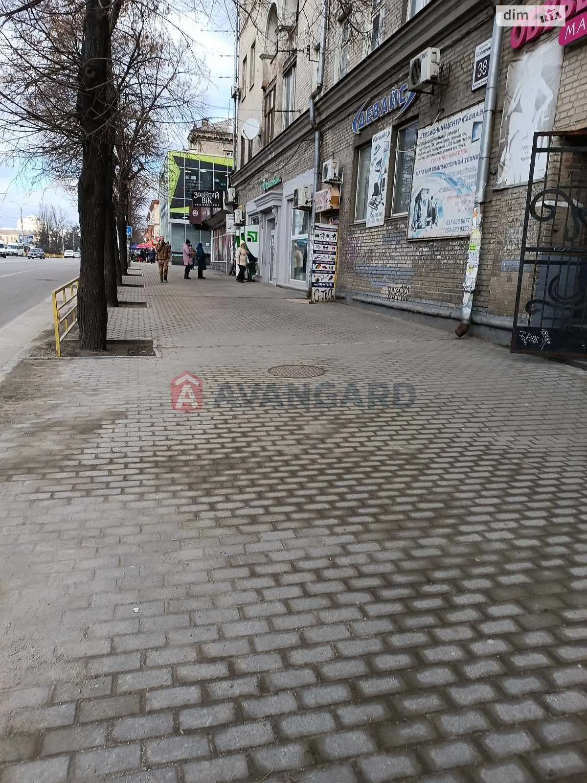 Продается объект сферы услуг 98 кв. м в 4-этажном здании, цена: 73000 $ - фото 1