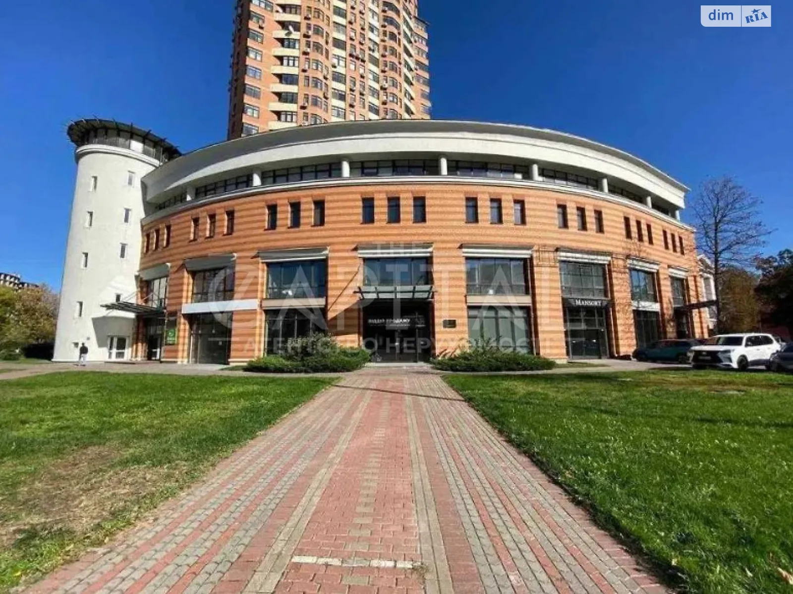 Здається в оренду офіс 158 кв. м в бізнес-центрі, цена: 4266 $ - фото 1