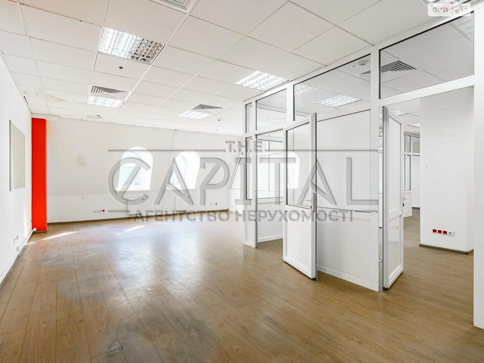 Сдается в аренду офис 1000 кв. м в бизнес-центре, цена: 15000 $ - фото 1