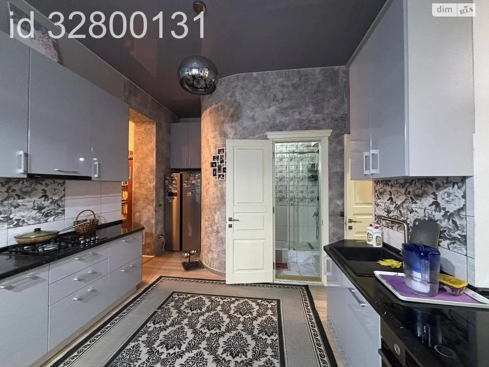 Продается 3-комнатная квартира 95 кв. м в Одессе, ул. Новосельского - фото 1