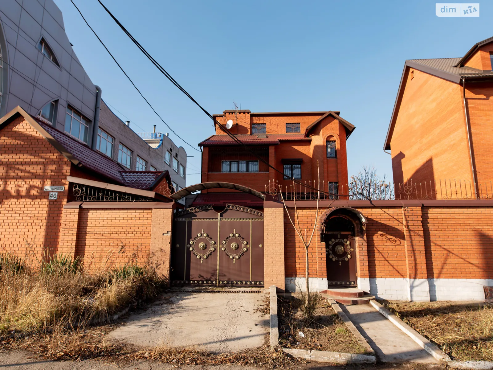 Продається будинок 3 поверховий 489.1 кв. м з банею/сауною, цена: 600000 $ - фото 1