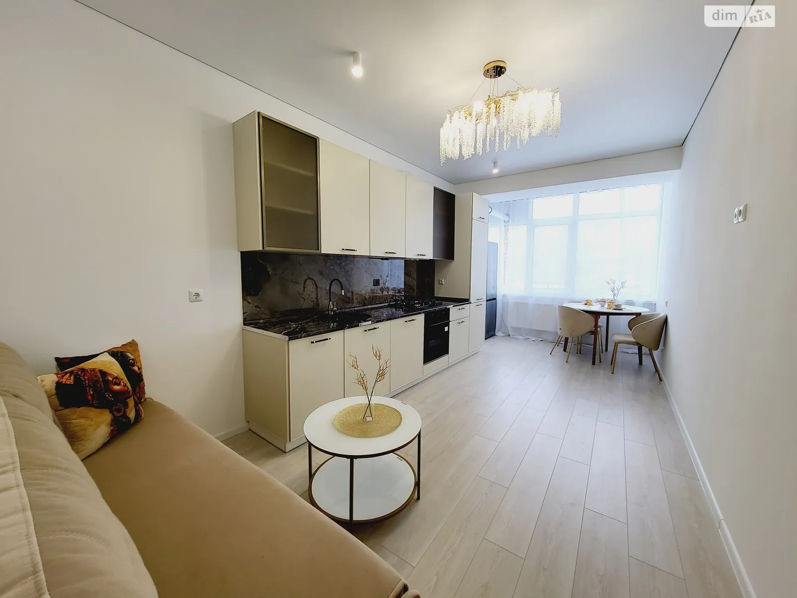 Продается 1-комнатная квартира 61.4 кв. м в Виннице, ул. Полевая - фото 1