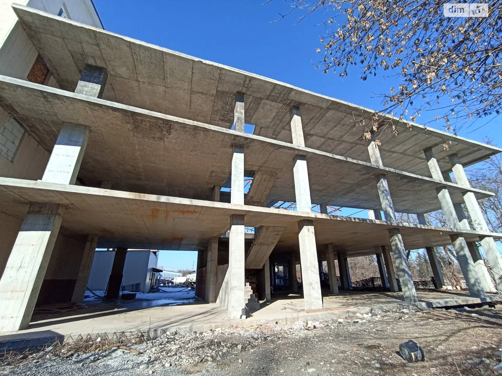 Продается офис 60 кв. м в бизнес-центре, цена: 84000 $ - фото 1