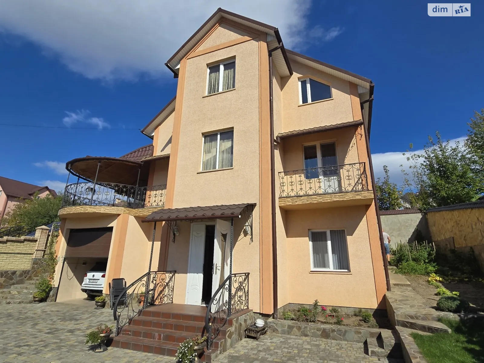 Продається будинок 2 поверховий 180 кв. м з каміном, цена: 190000 $ - фото 1