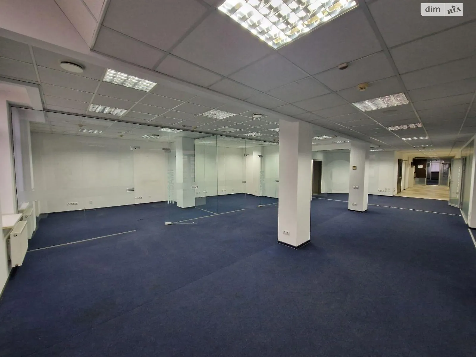 Сдается в аренду офис 540 кв. м в бизнес-центре, цена: 9700 $ - фото 1