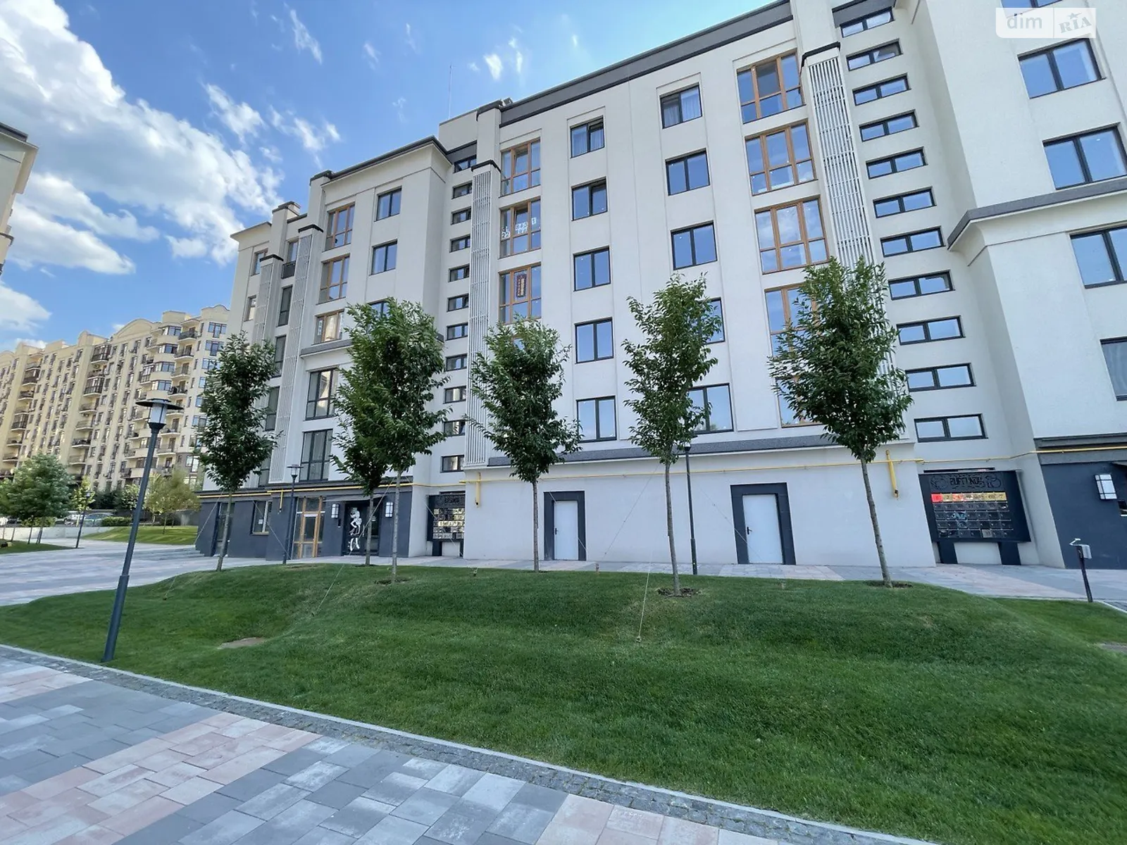 Продається 1-кімнатна квартира 36 кв. м у Ірпені, вул. Миколи Сингаївського(Новооскольська), 2Б/4 - фото 1