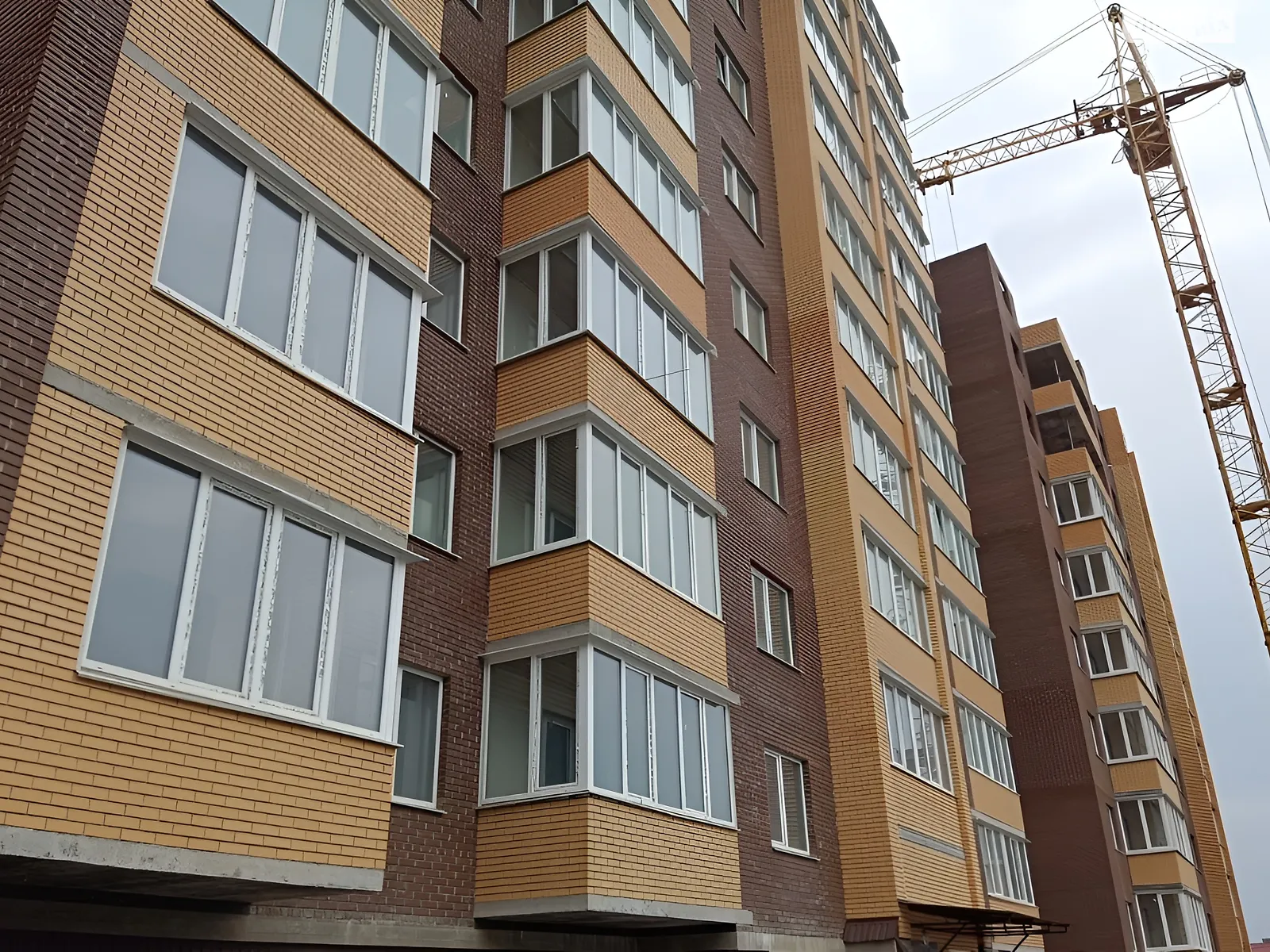 Продается 3-комнатная квартира 93 кв. м в Хмельницком, пер. Франко Ивана, 8 - фото 1