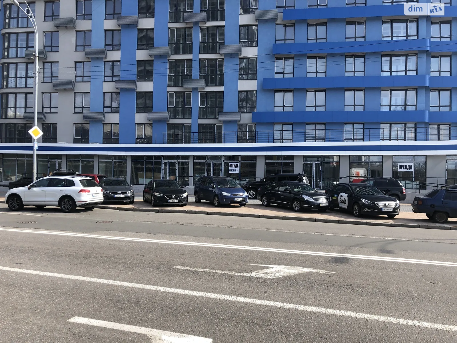 Сдается в аренду помещения свободного назначения 145 кв. м в 28-этажном здании, цена: 2900 $ - фото 1