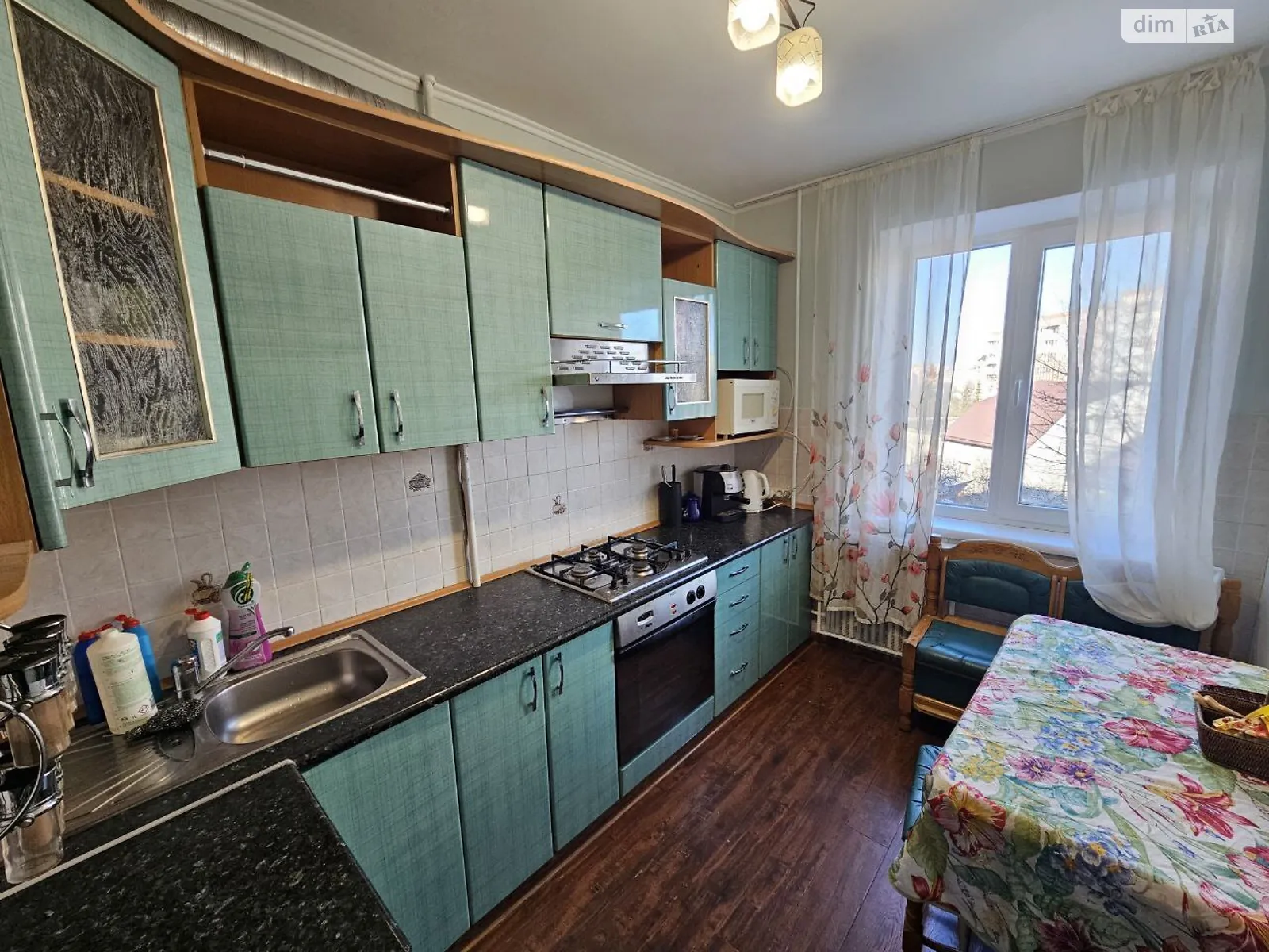 3-комнатная квартира 50 кв. м в Тернополе, ул. Чубинского Павла - фото 1