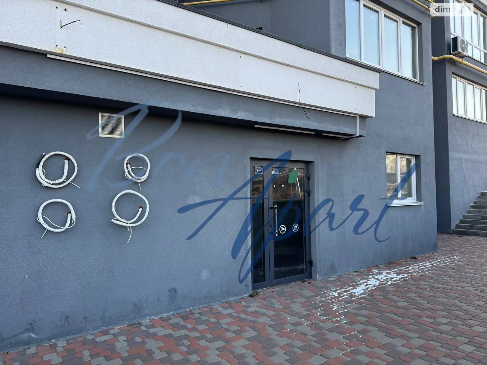 Продається приміщення вільного призначення 70 кв. м в 10-поверховій будівлі, цена: 70000 $ - фото 1
