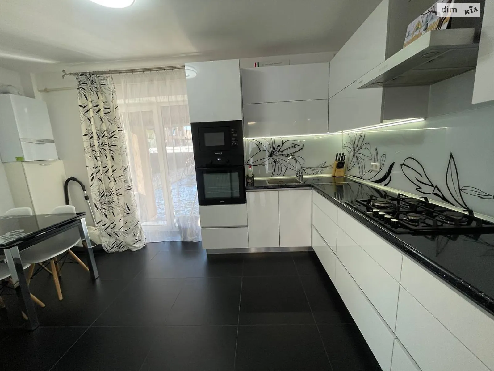 Продається будинок 2 поверховий 154.2 кв. м з подвалом, цена: 150000 $ - фото 1