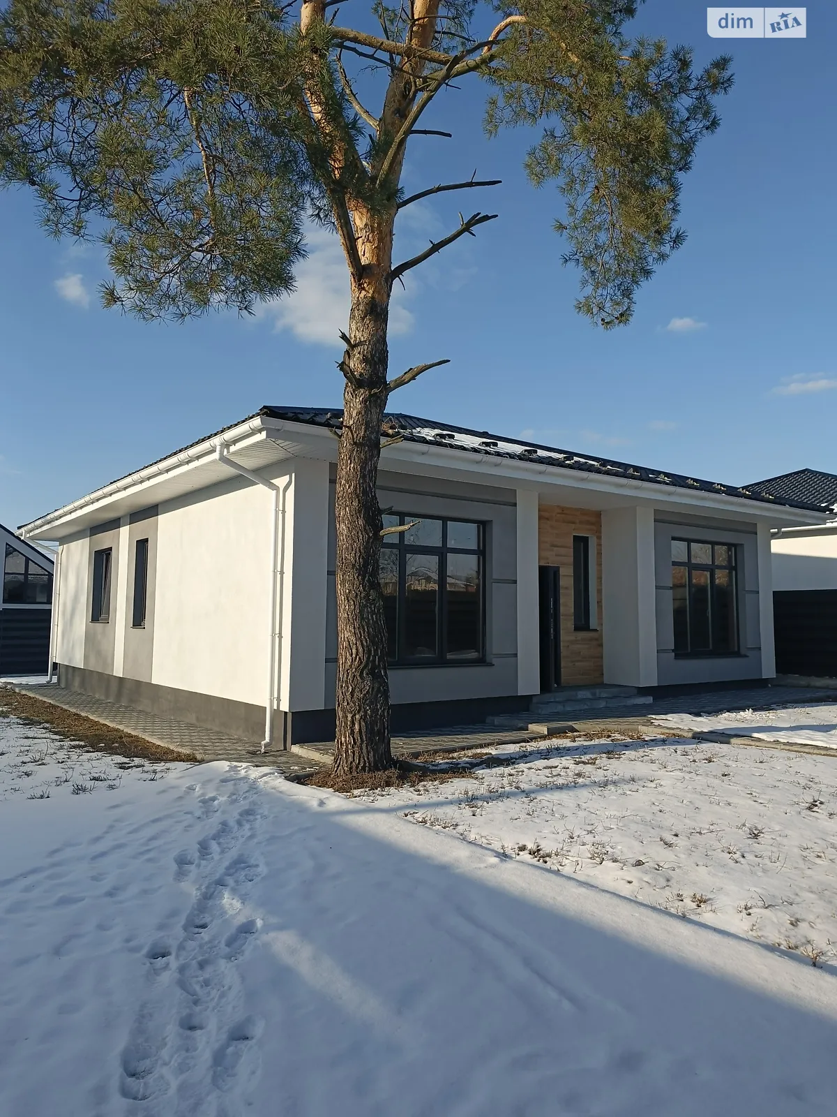 Продається одноповерховий будинок 118 кв. м з балконом, цена: 100000 $ - фото 1