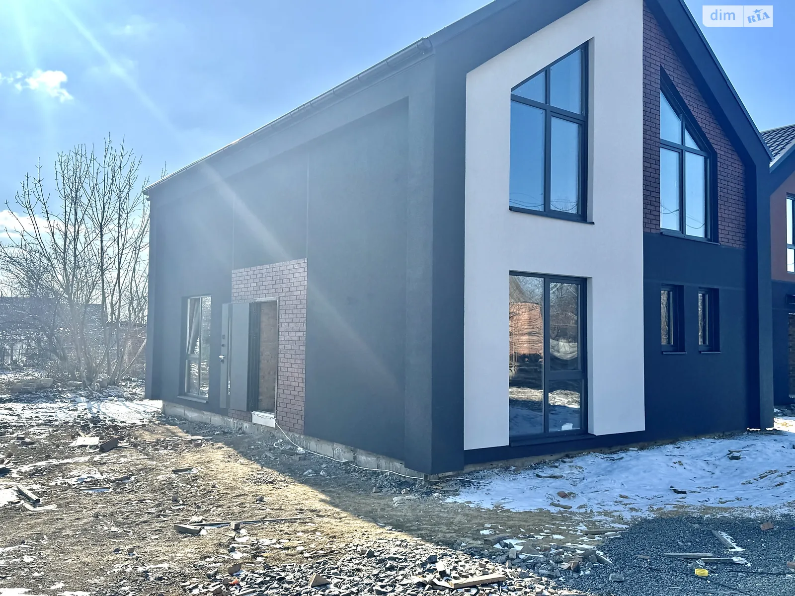 Продается дом на 2 этажа 120 кв. м с мансардой, цена: 85000 $ - фото 1
