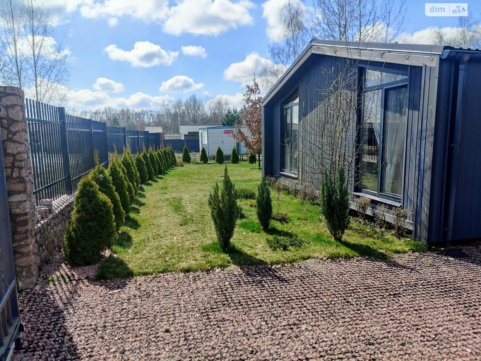 Сдается в аренду одноэтажный дом 88 кв. м с беседкой, цена: 900 $ - фото 1